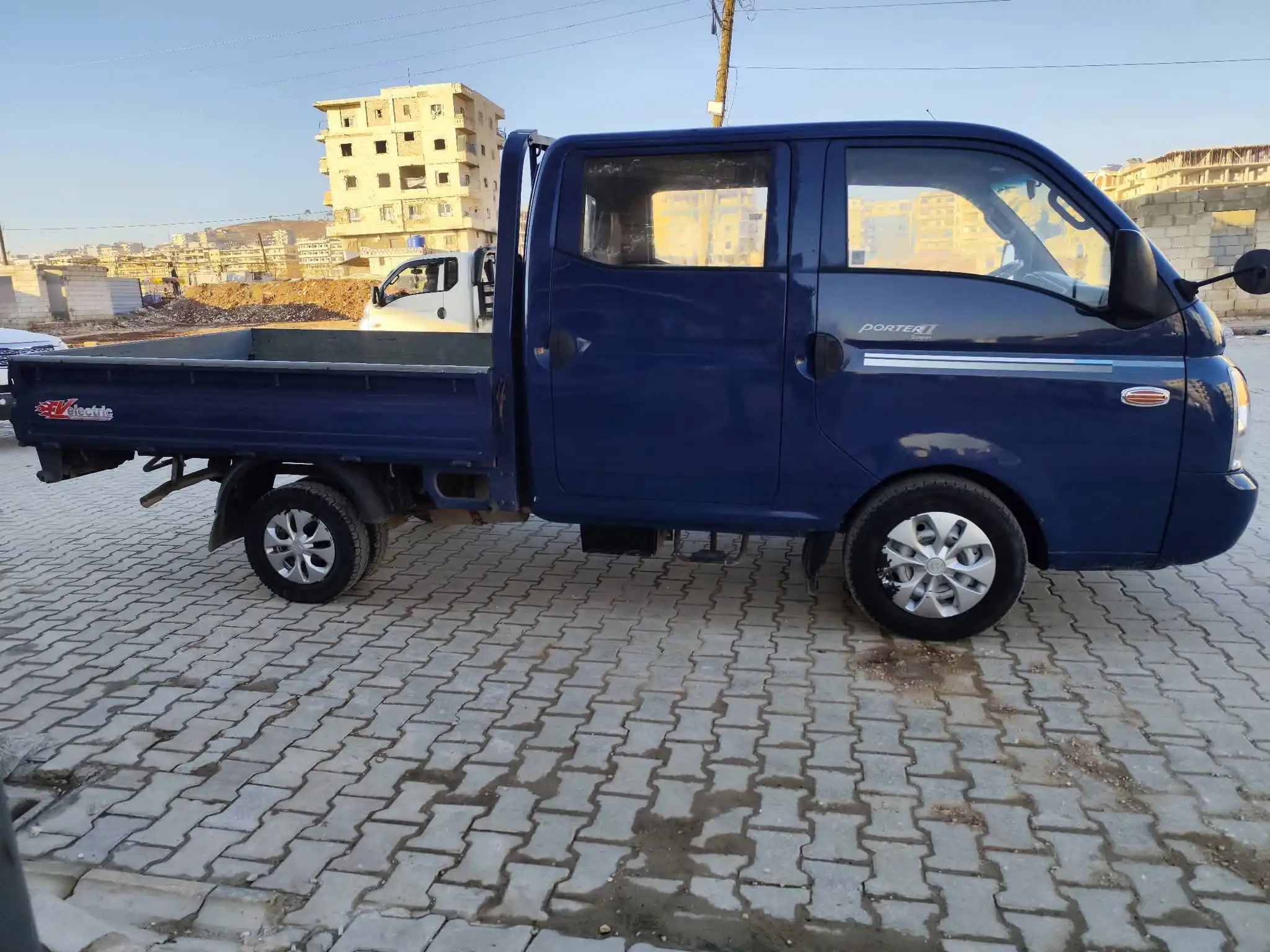 kilometrage car sale hyundai porter ii 2 crdi cargo truck used 2009 aleppo tk image