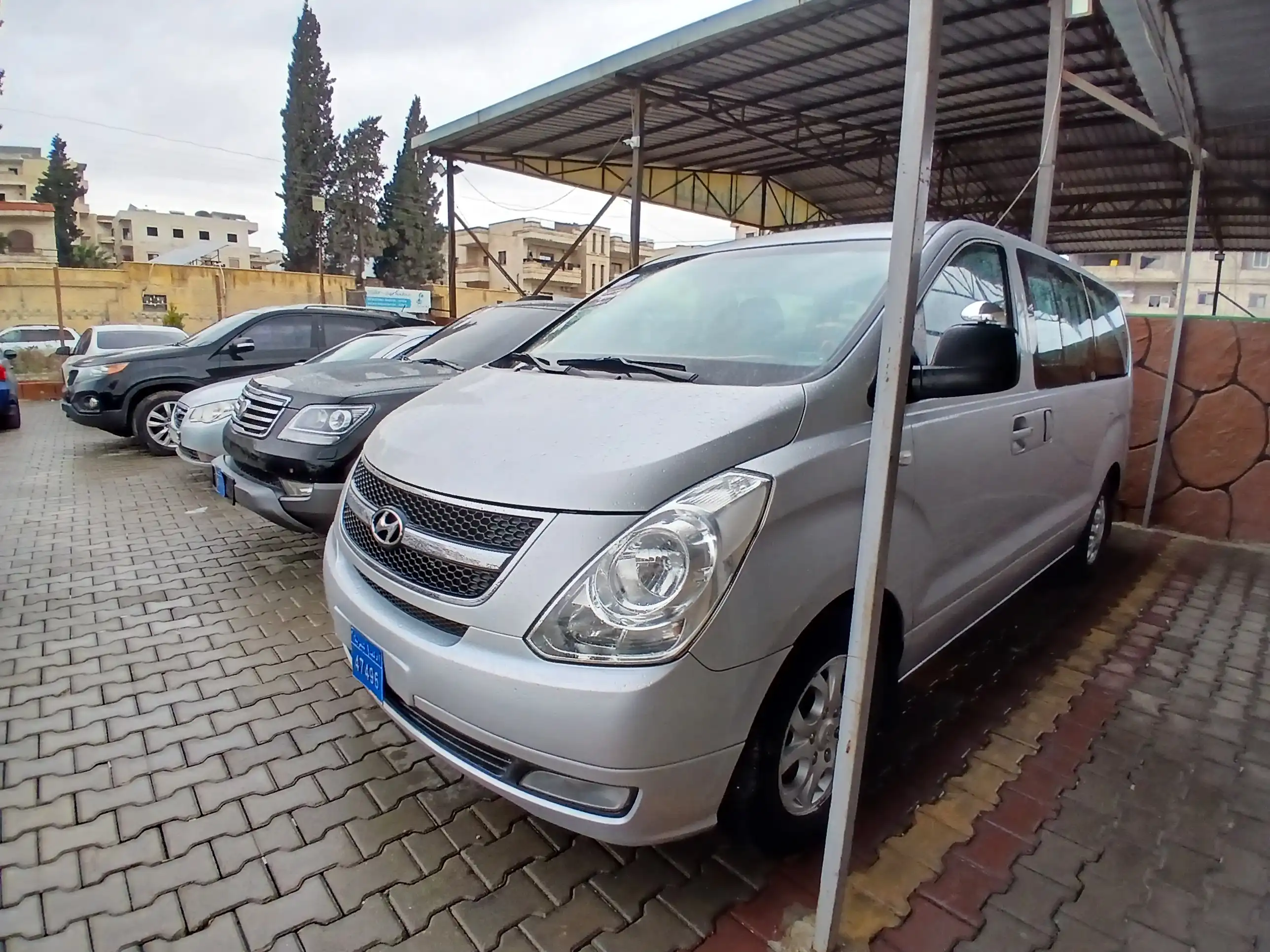 kilometrage car sale hyundai grand starex cvx van used 2010 aleppo ep image