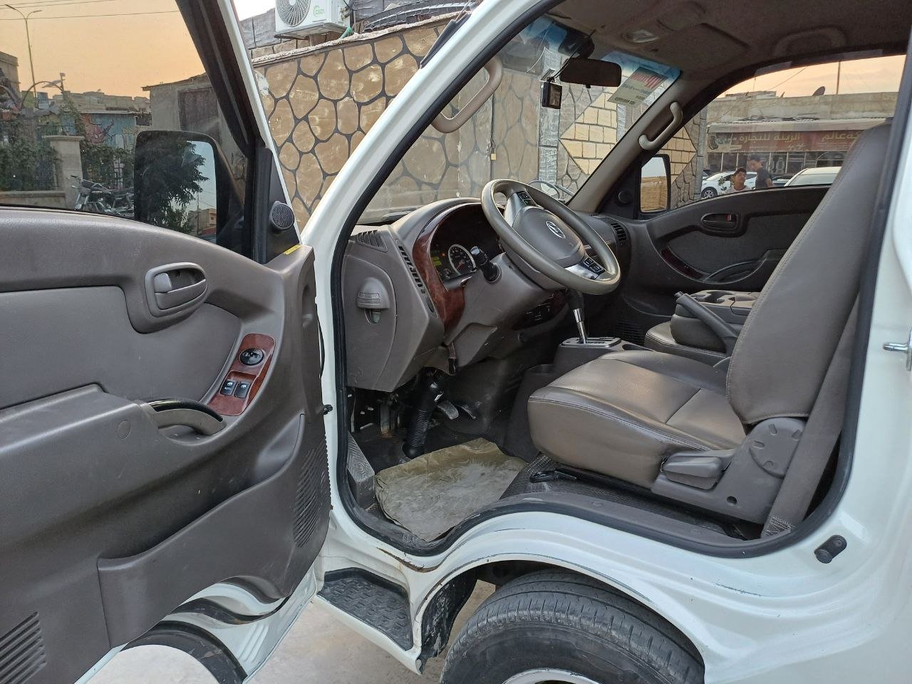 kilometrage car sale hyundai porter 2 crdi cargo truck used 2016 aleppo ey image