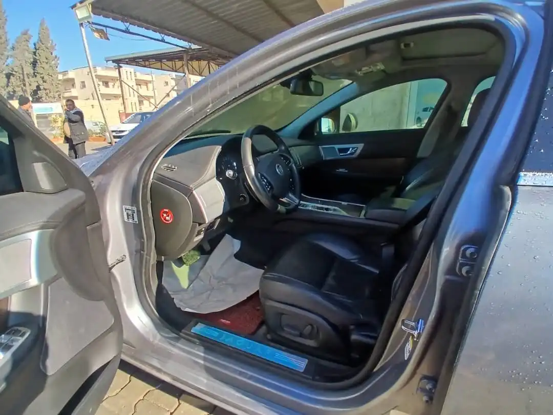 kilometrage car sale jaguar xf r dynamic sedan used 2013 aleppo yz image