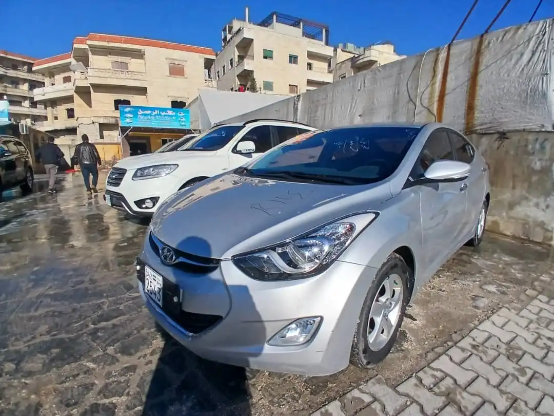 kilometrage car sale hyundai avante m16 gdi sedan used 2012 aleppo ui card image