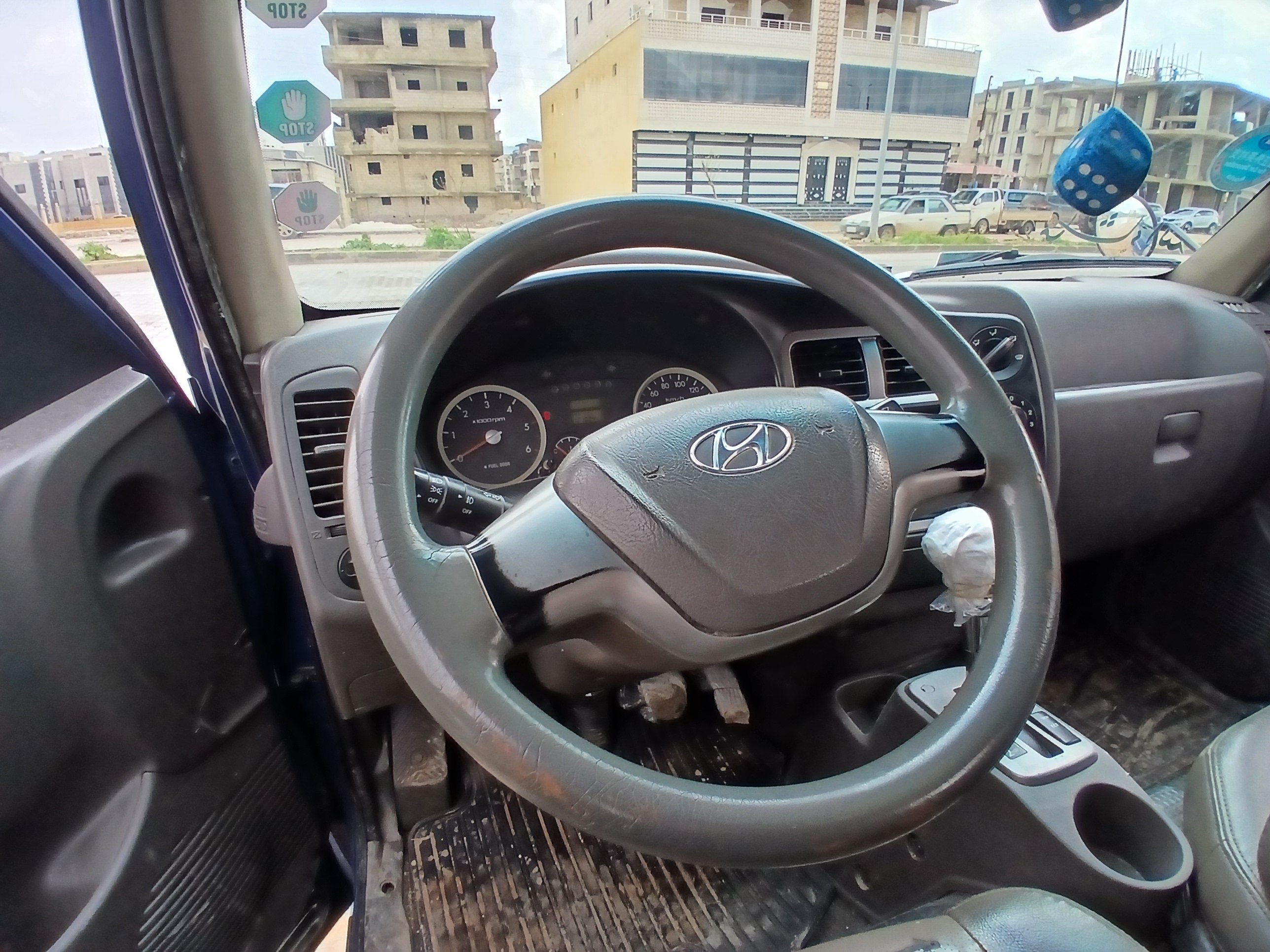 kilometrage car sale hyundai porter ii 2 crdi cargo truck used 2014 aleppo yh image