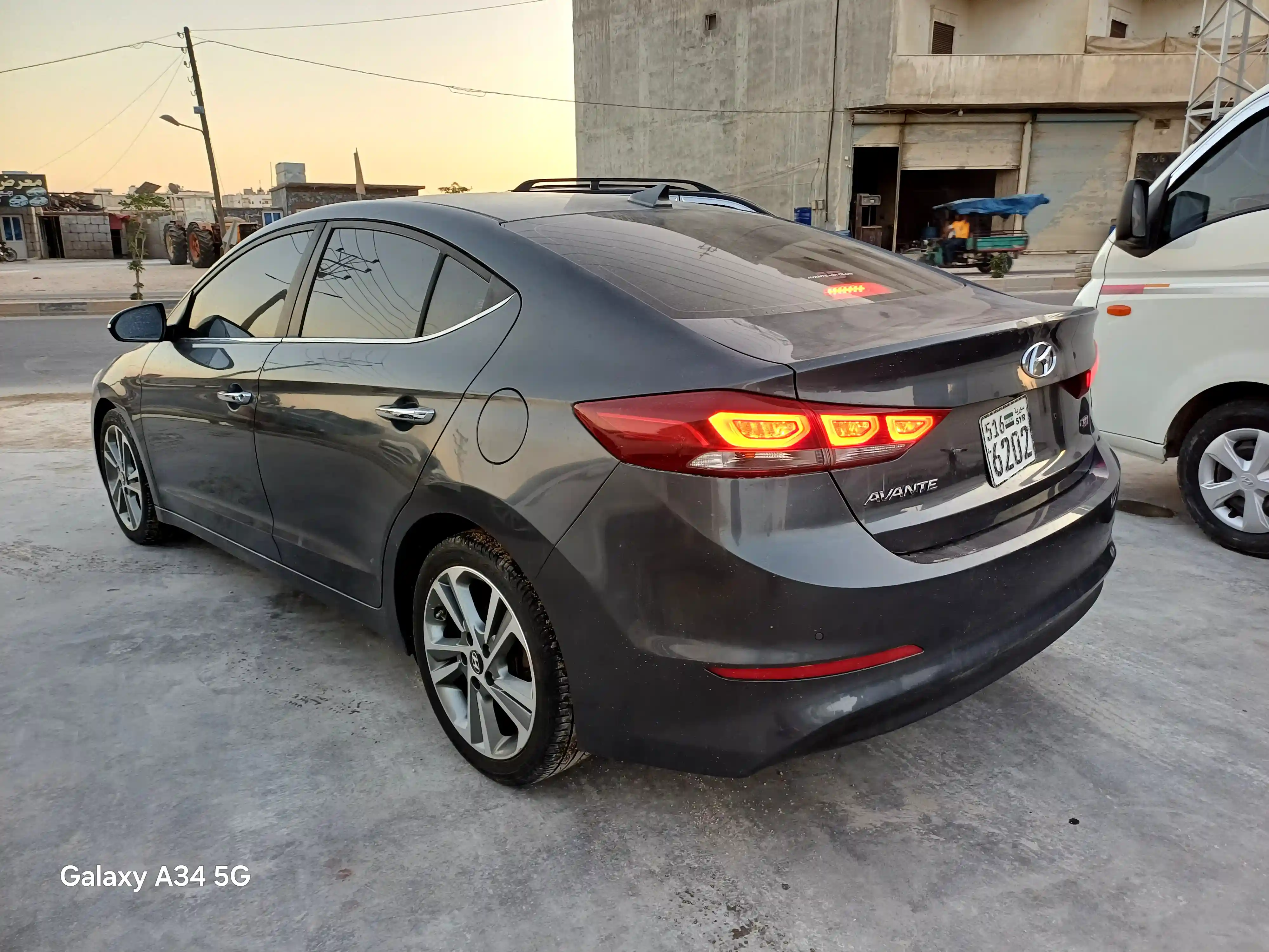 kilometrage car sale hyundai avante gdi sedan used 2016 aleppo es image