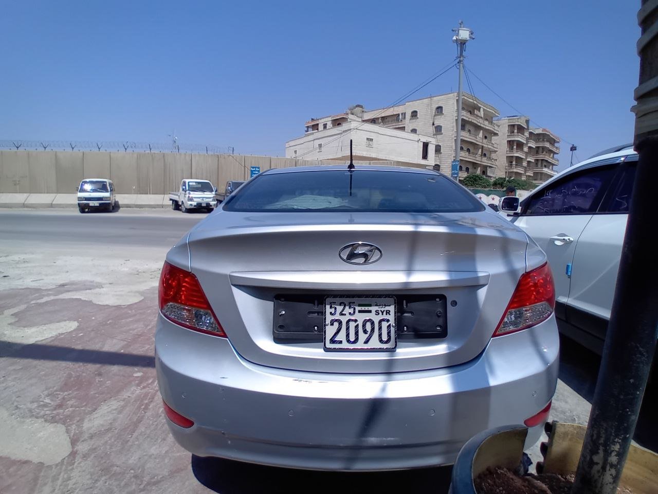 kilometrage car sale hyundai accent standard sedan used 2011 aleppo xj image