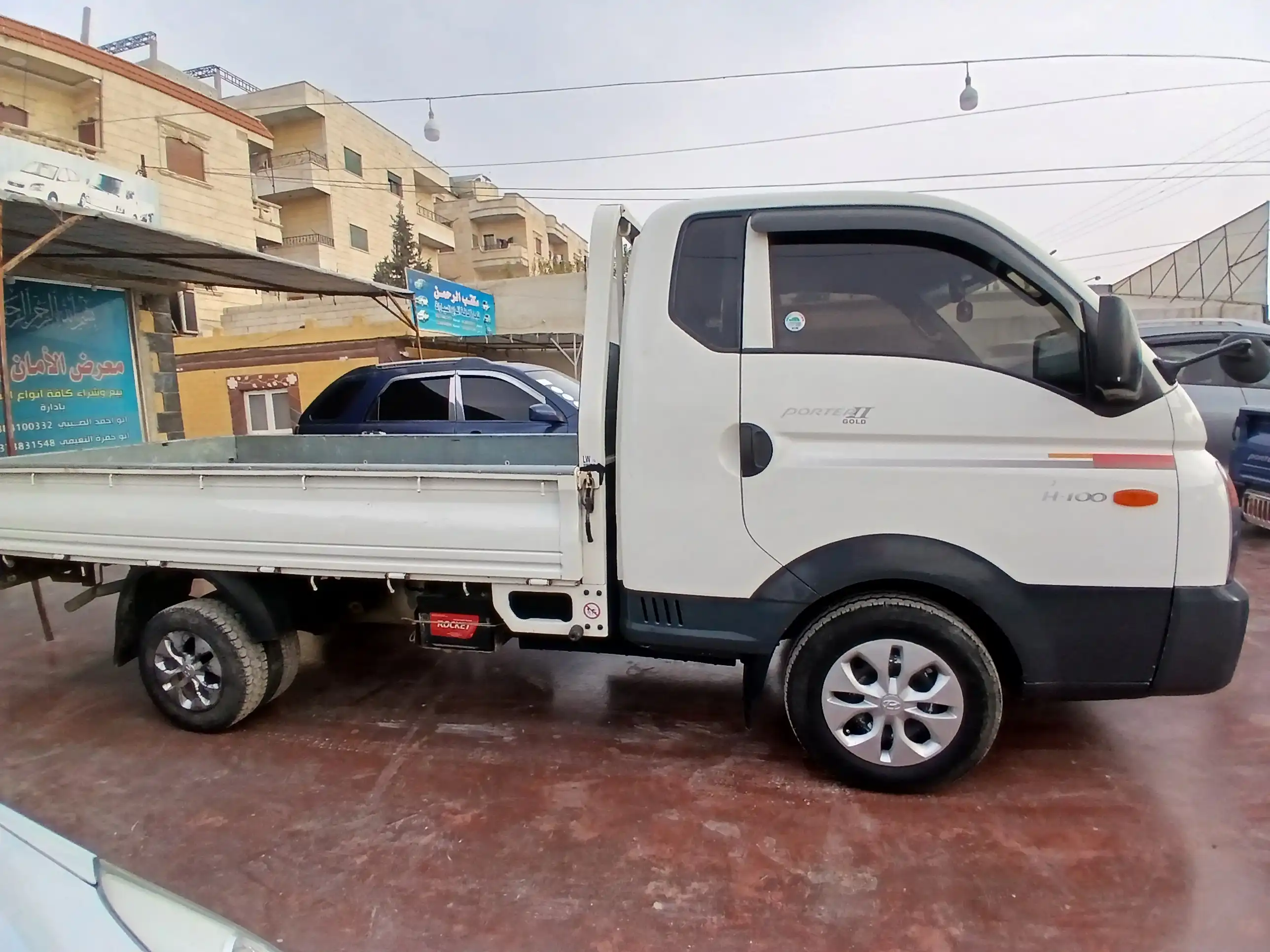kilometrage car sale hyundai porter ii 2 crdi cargo truck used 2013 aleppo jt image