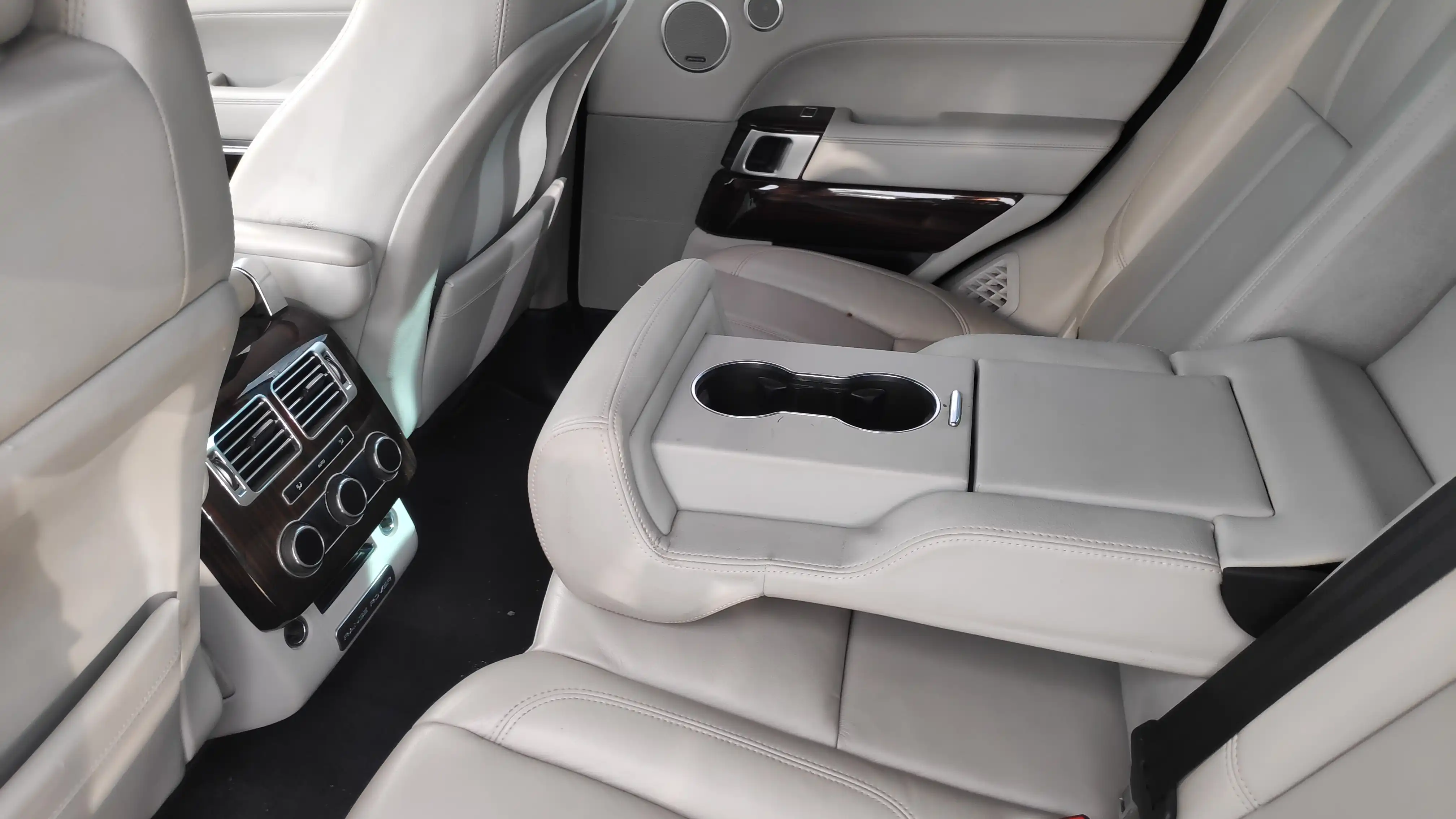 kilometrage car sale land rover range rover vogue se suv modified 2014 aleppo yq image