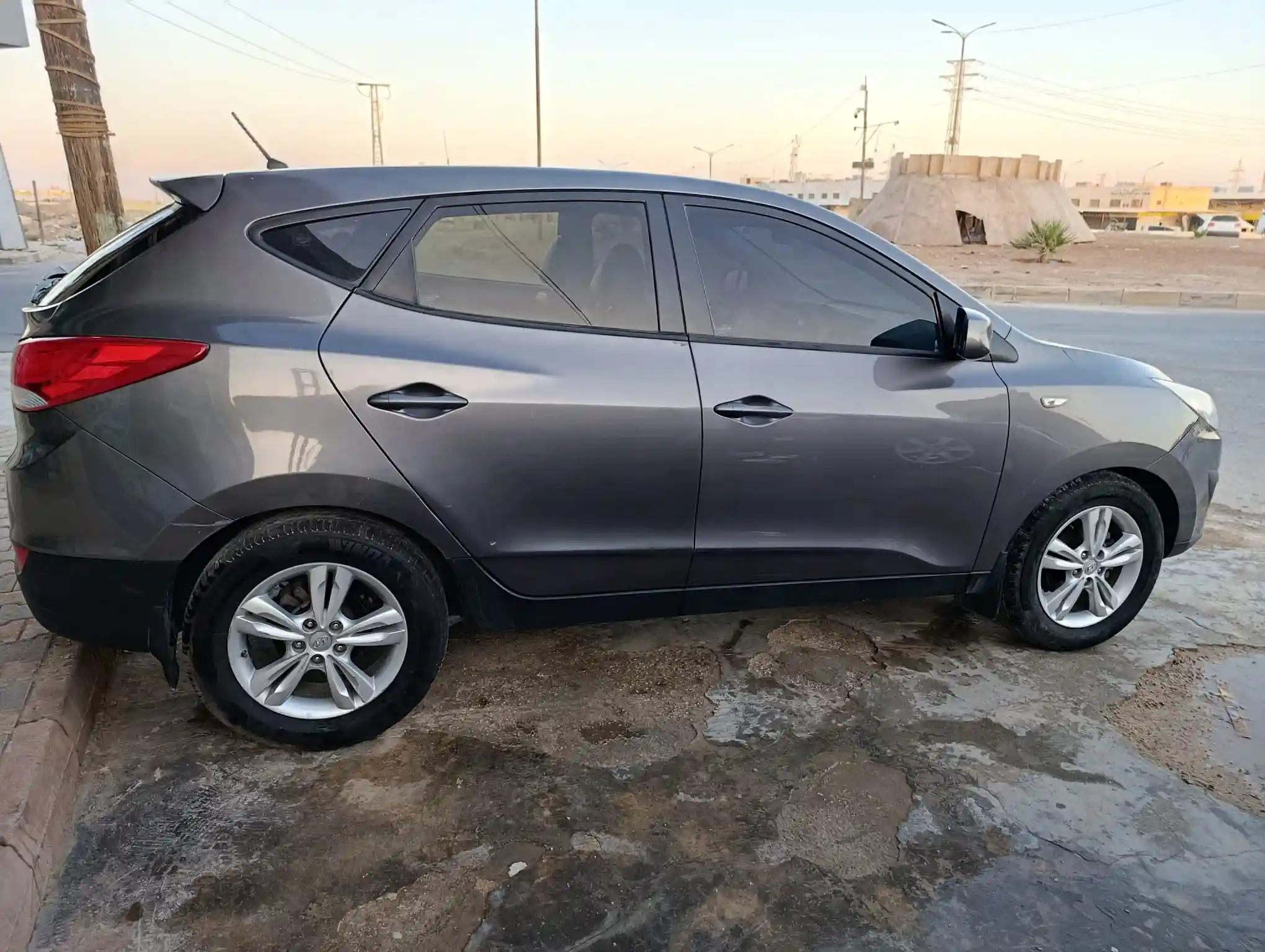 kilometrage car sale hyundai tucson standard suv used 2011 aleppo tv image