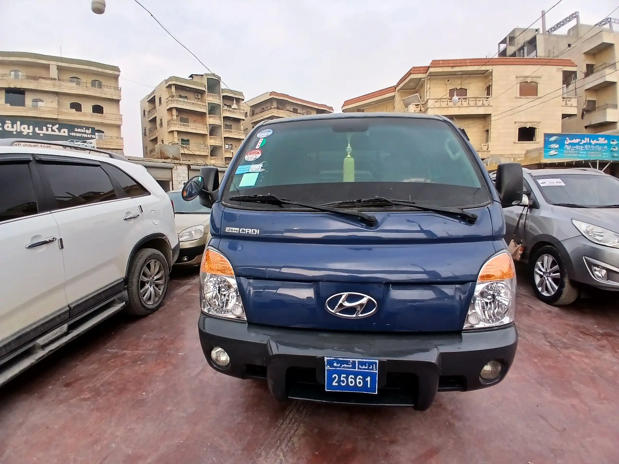 kilometrage car sale hyundai porter ii 2 crdi cargo truck used 2011 aleppo fz image