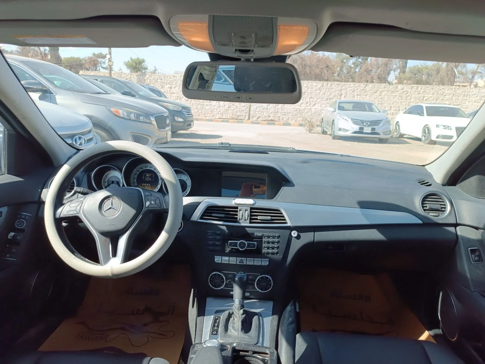kilometrage car sale mercedes benz c class c 200 sedan used 2013 aleppo xj image