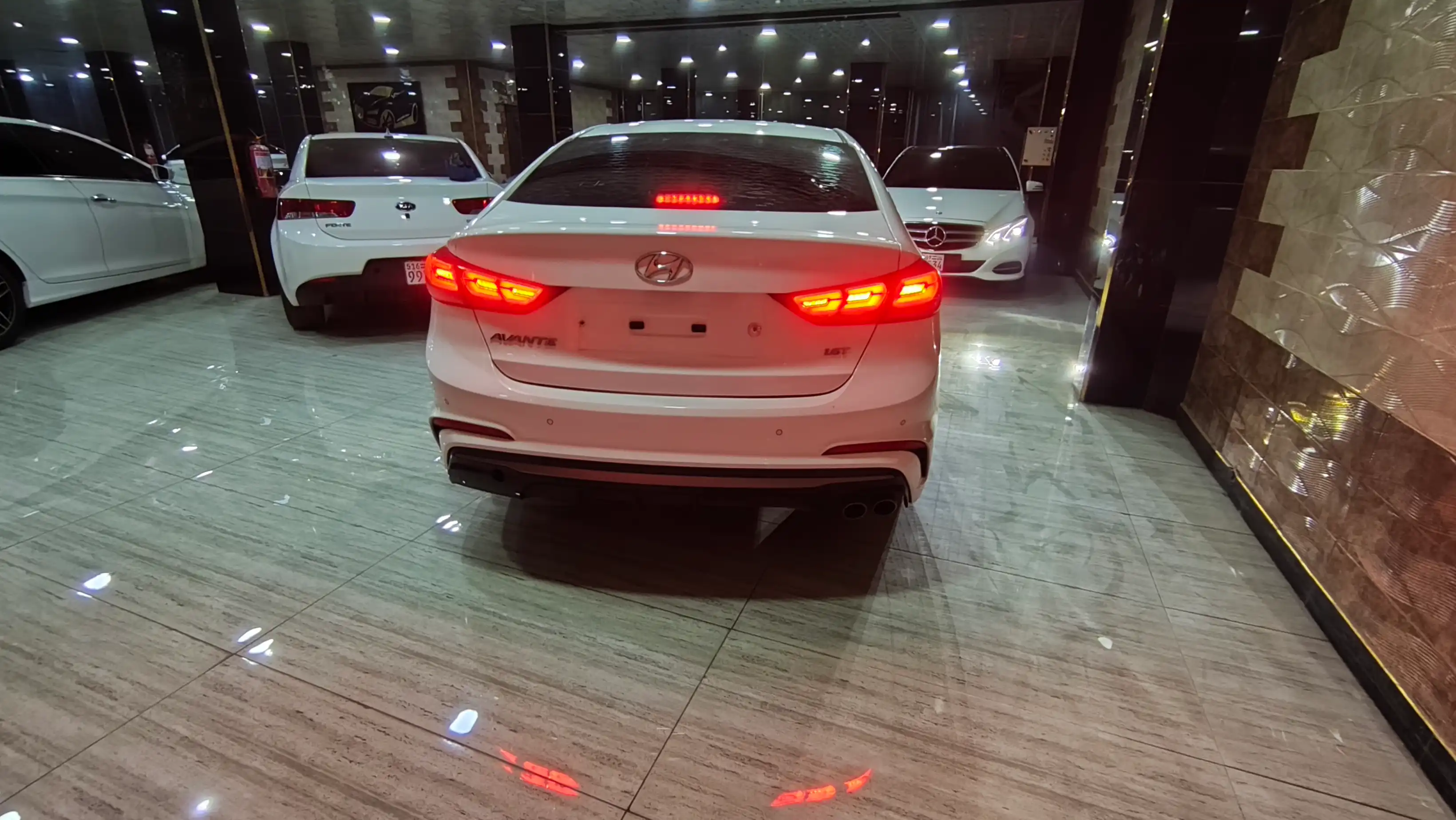 kilometrage car sale hyundai avante 16t sedan used 2017 aleppo us image