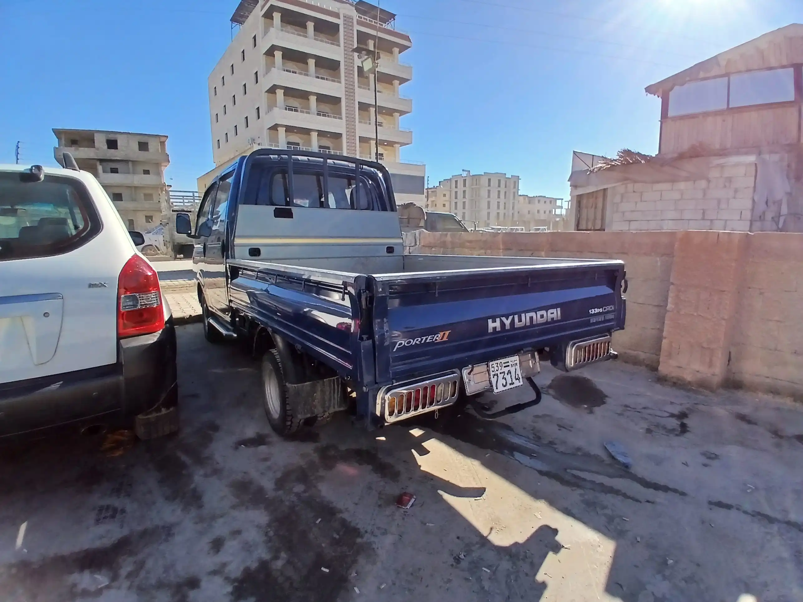 kilometrage car sale hyundai porter ii 2 crdi cargo truck used 2009 aleppo nn image