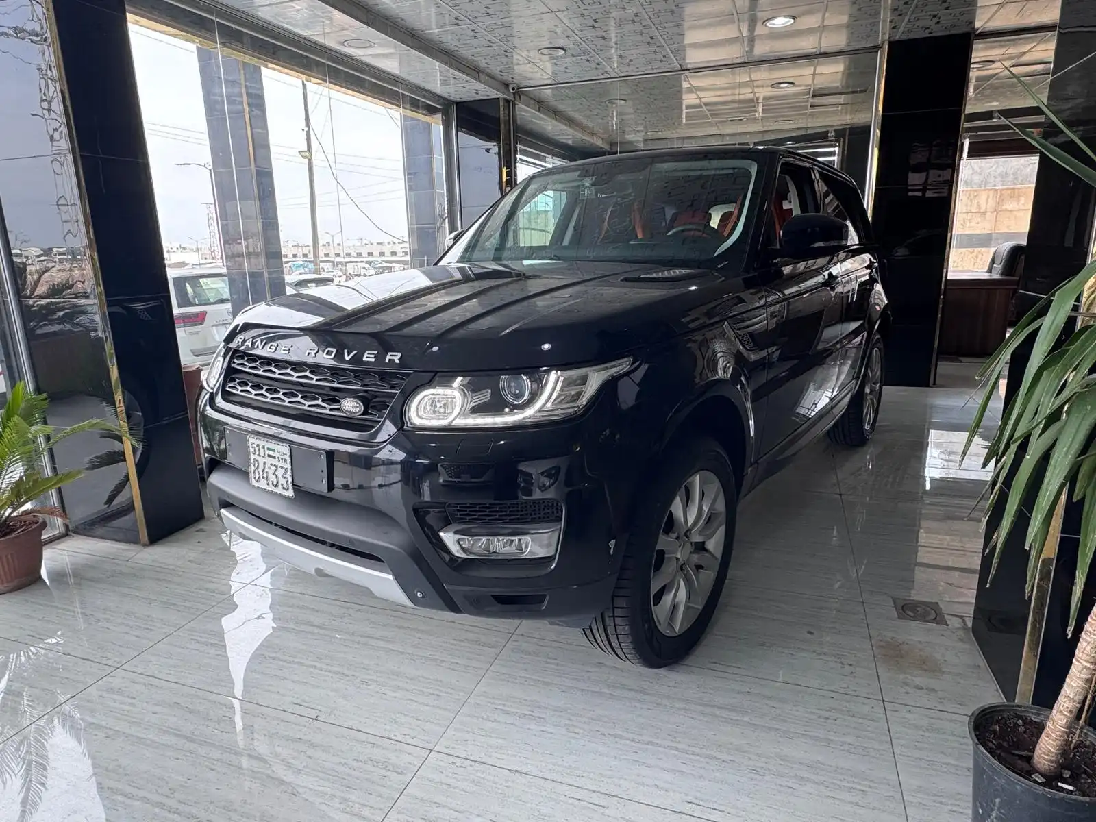 kilometrage car sale land rover range rover sport hse suv used 2013 ow image