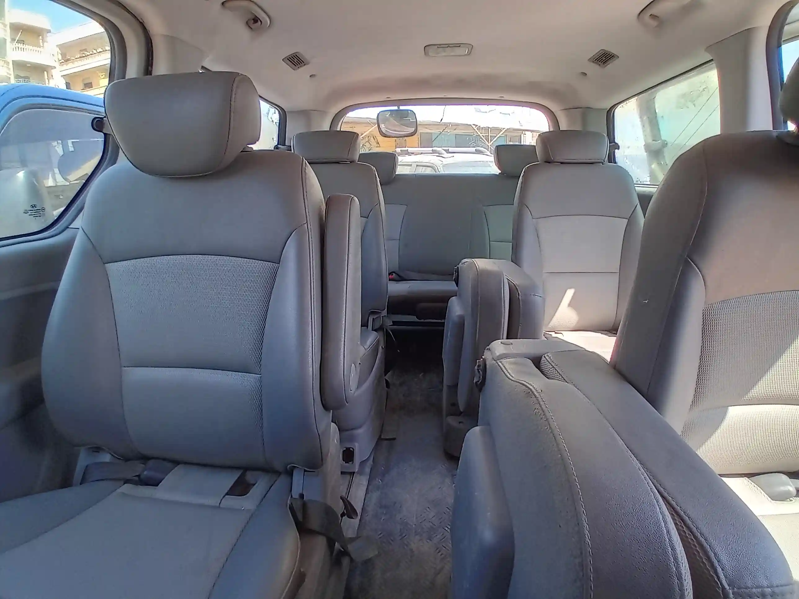 kilometrage car sale hyundai grand starex cvx van used 2010 aleppo lz image