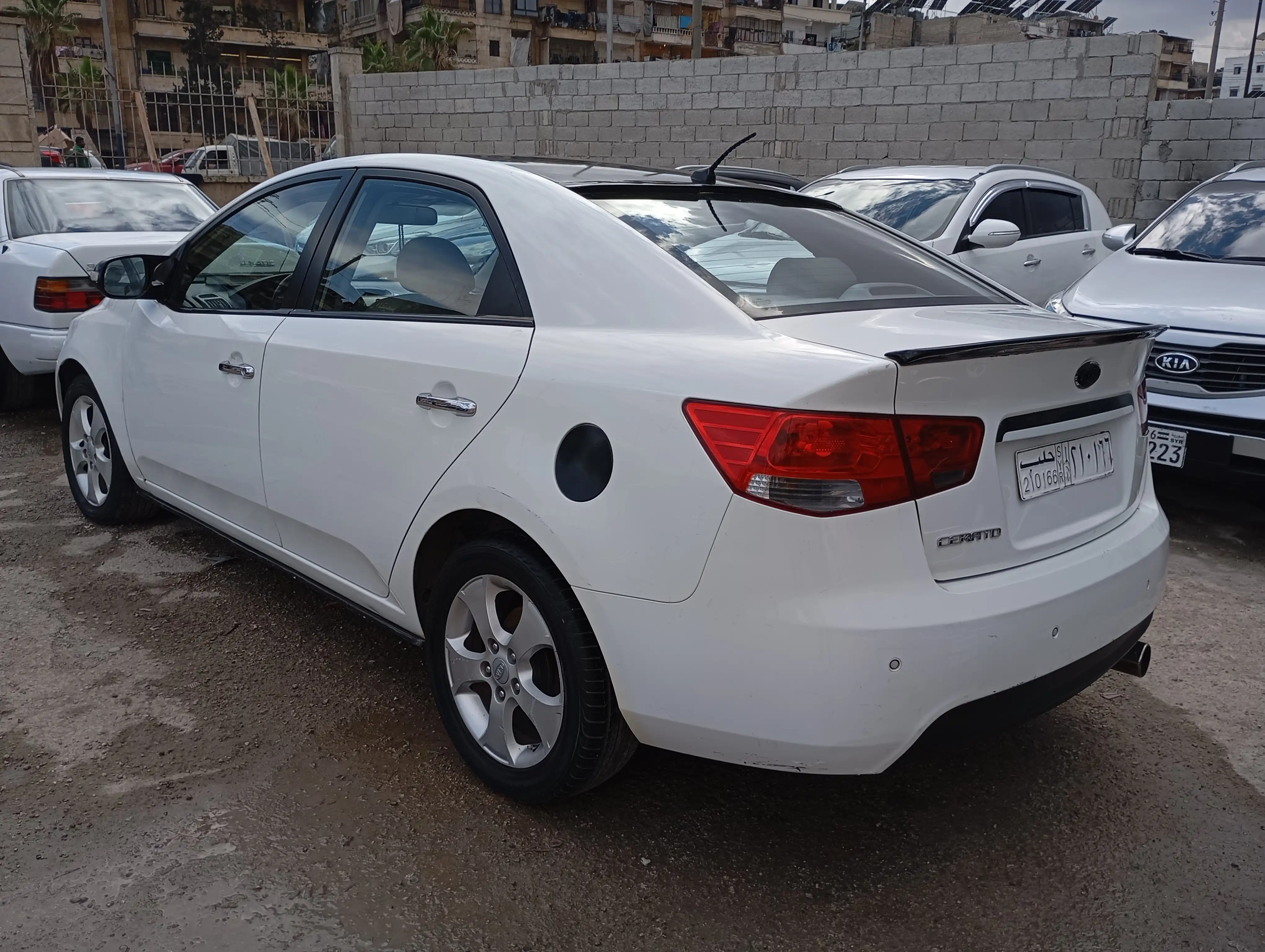 kilometrage car sale kia cerato standard sedan used 2007 aleppo kg image
