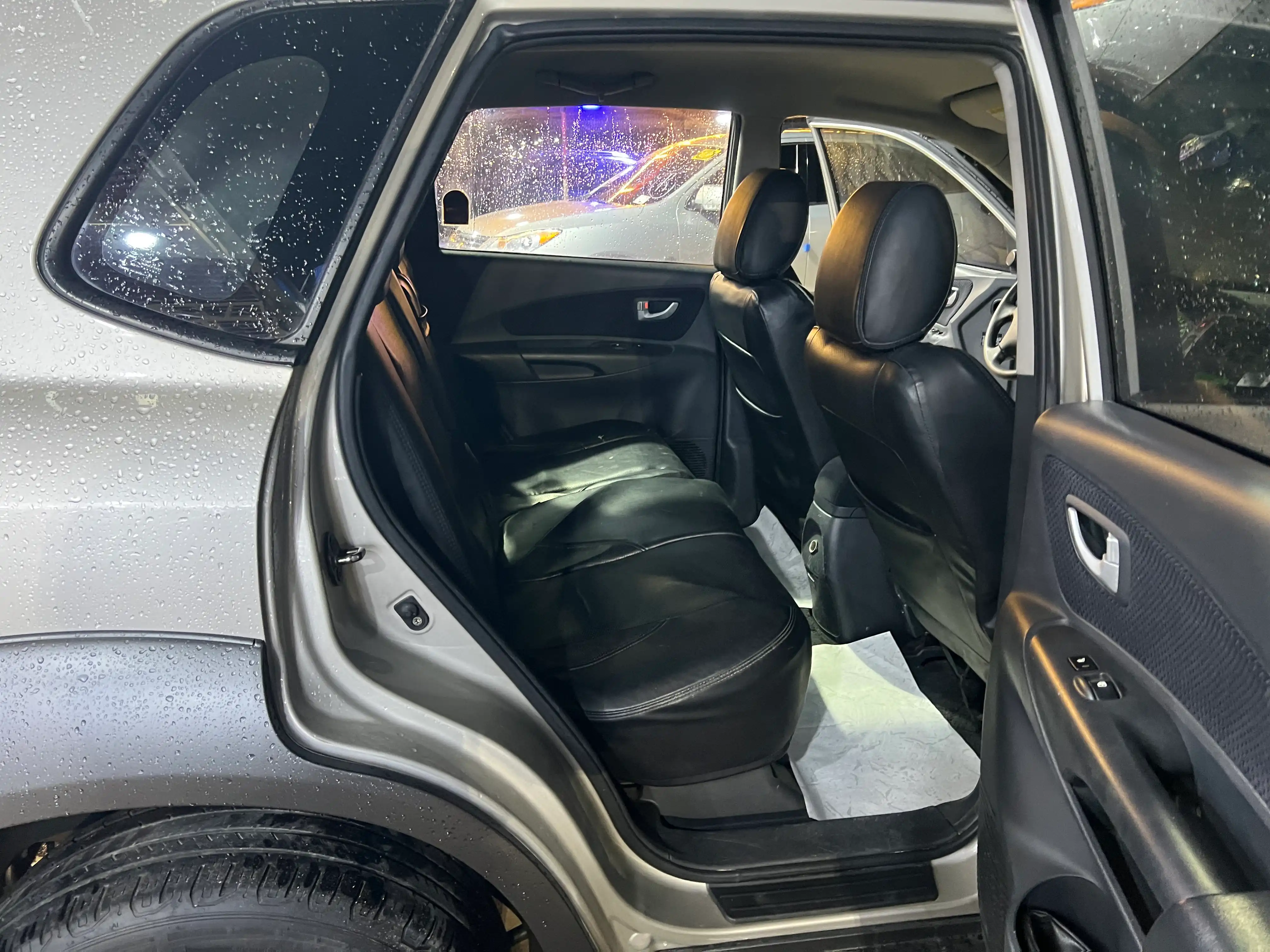 kilometrage car sale hyundai tucson standard suv used 2007 aleppo sy image