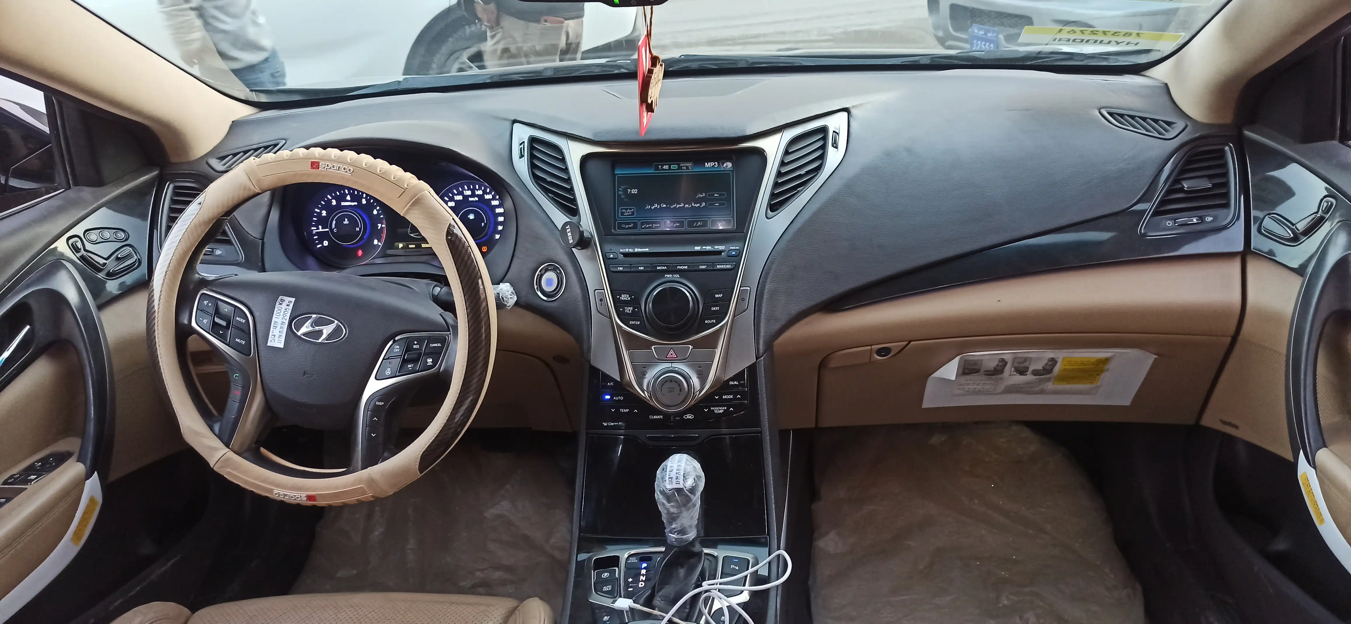 kilometrage car sale hyundai azera se sedan used 2011 rb image