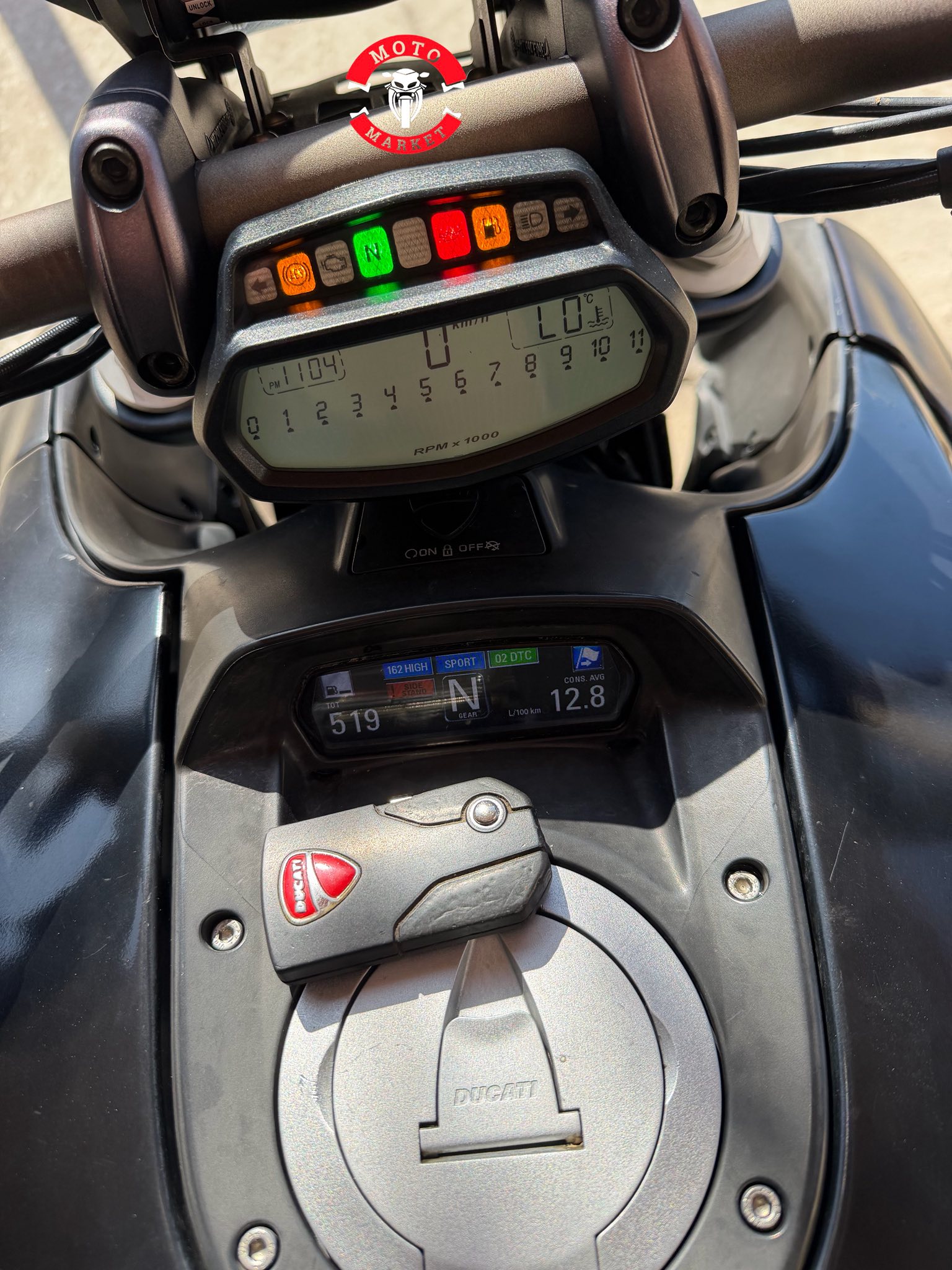 kilometrage motorbike ducati diavel standard sport used 2017 tartus yf image