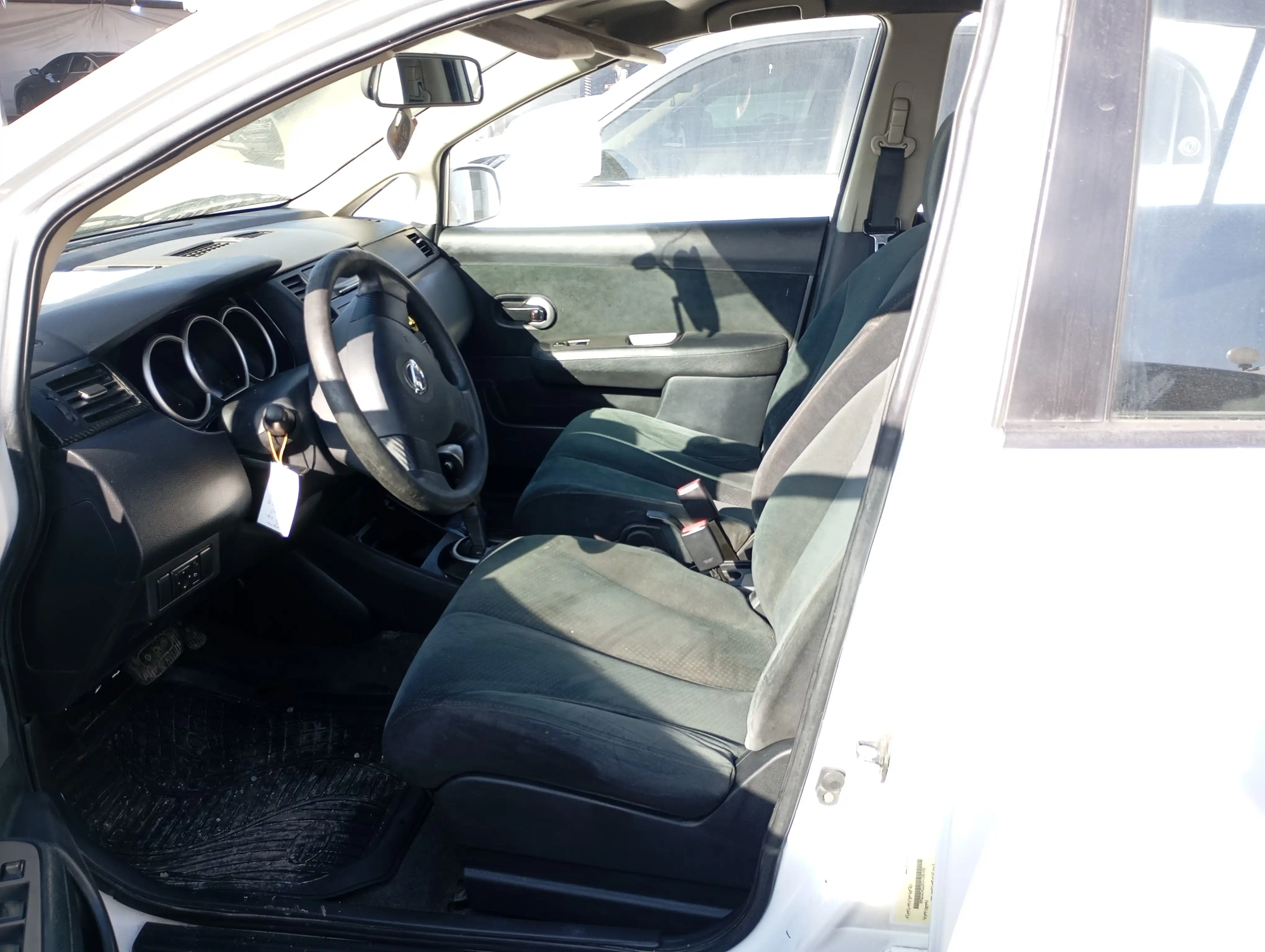 kilometrage car sale nissan tiida standard hatchback used 2013 aleppo tm image