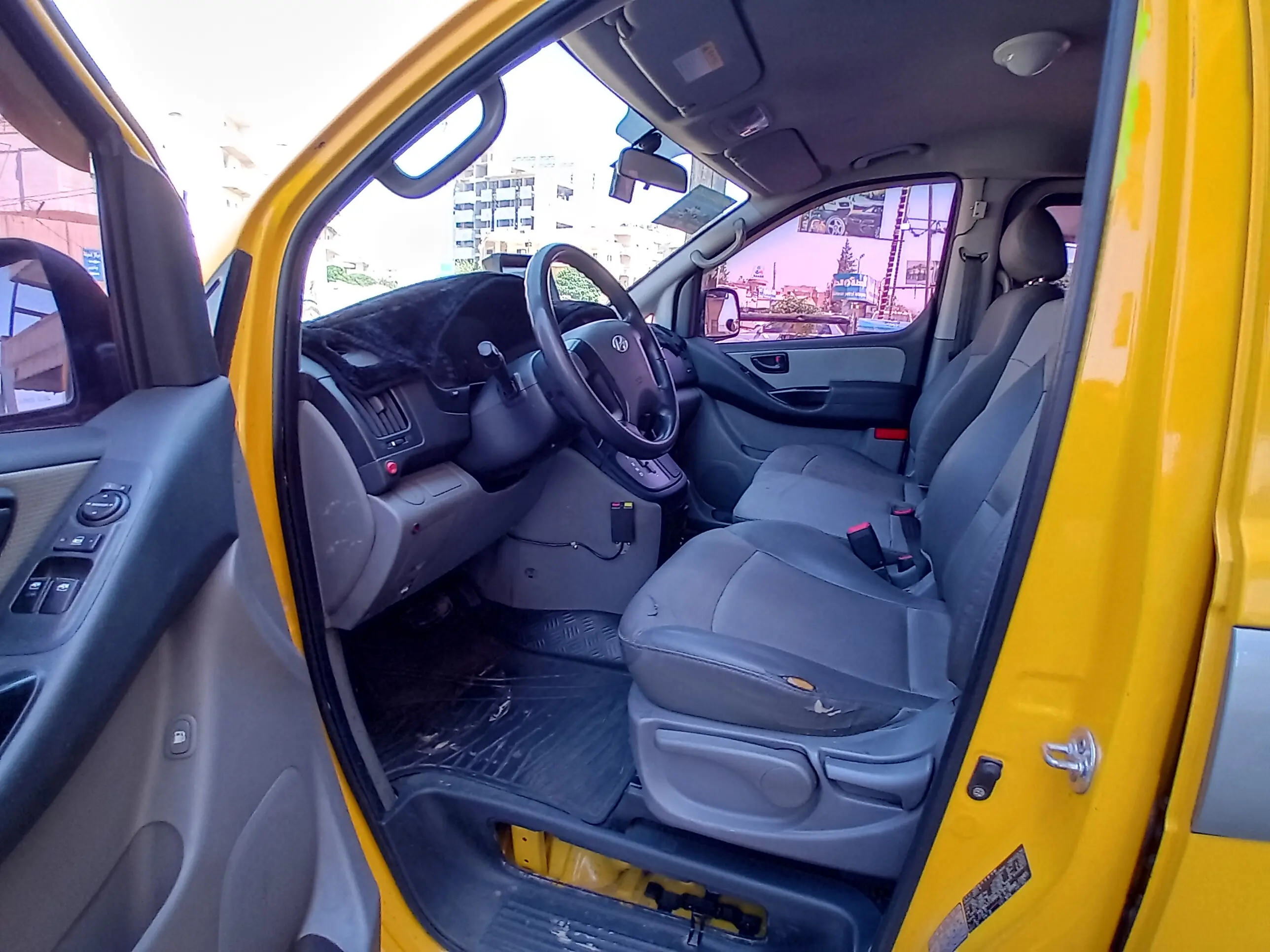 kilometrage car sale hyundai grand starex cvx van used 2011 aleppo dc image