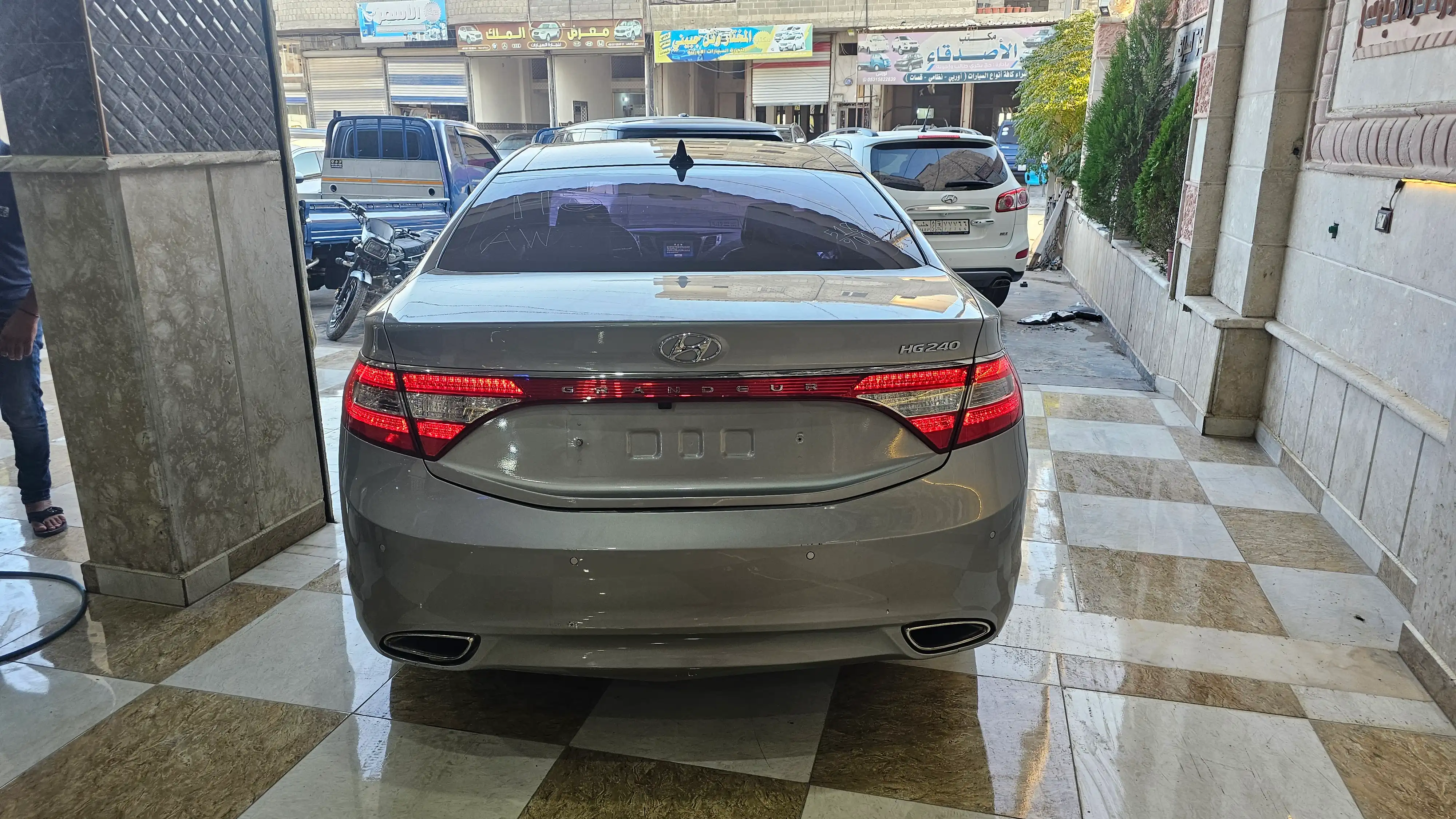 kilometrage car sale hyundai grandeur hg 240 sedan used 2012 aleppo kp image