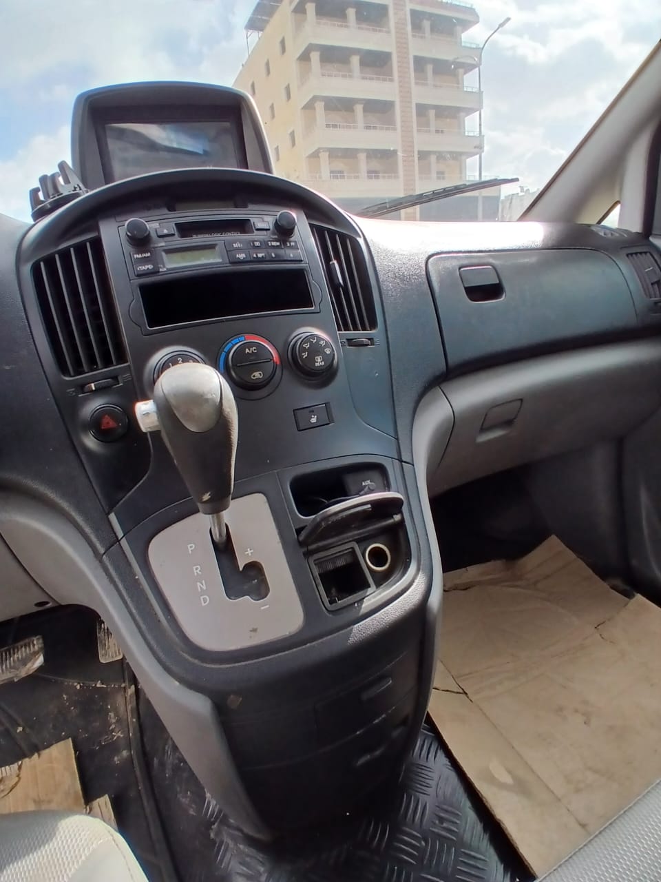 kilometrage car sale hyundai grand starex cvx van used 2009 aleppo vg image