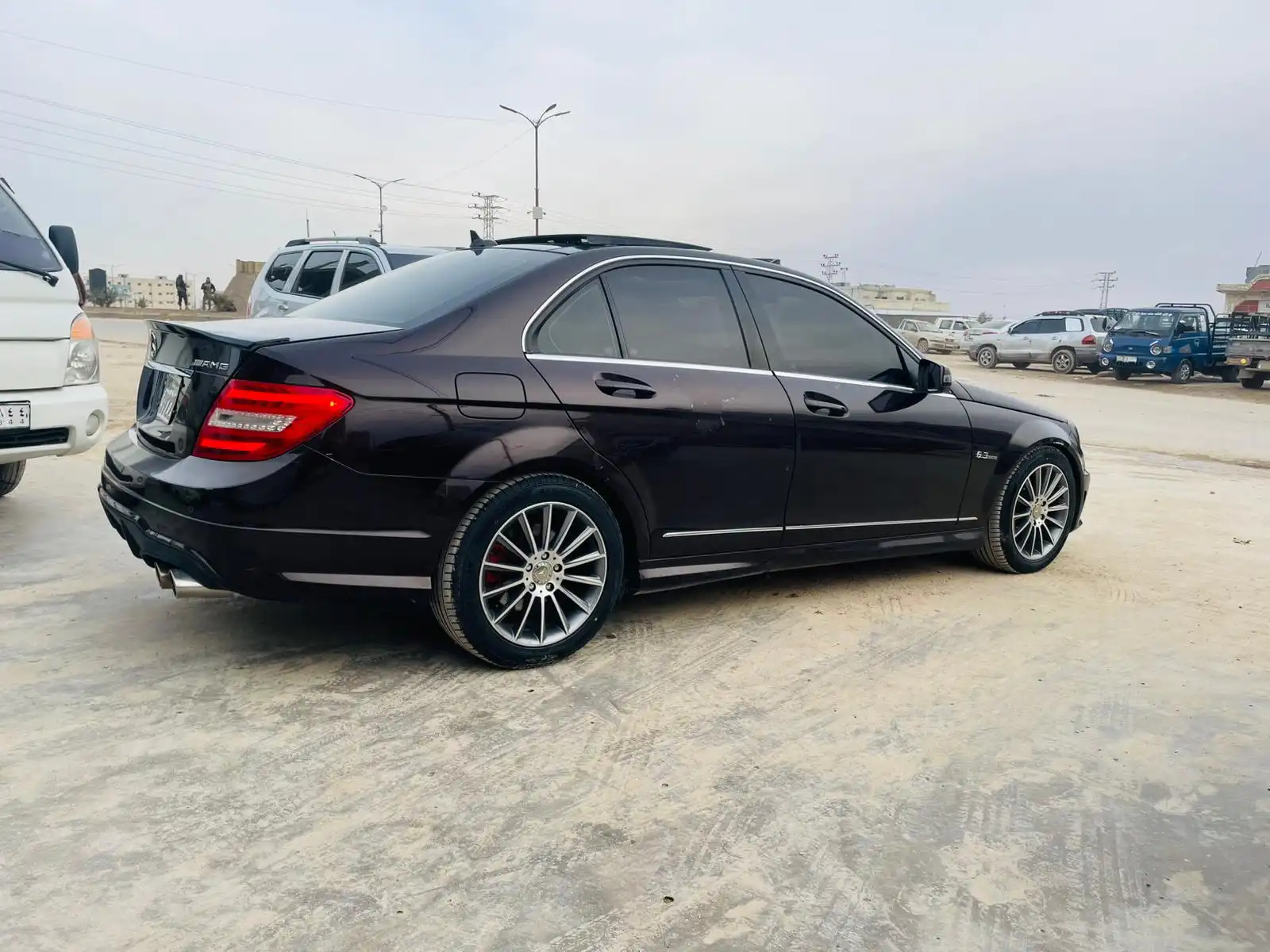 kilometrage car sale mercedes c class c63 amg sedan used 2013 aleppo vn image