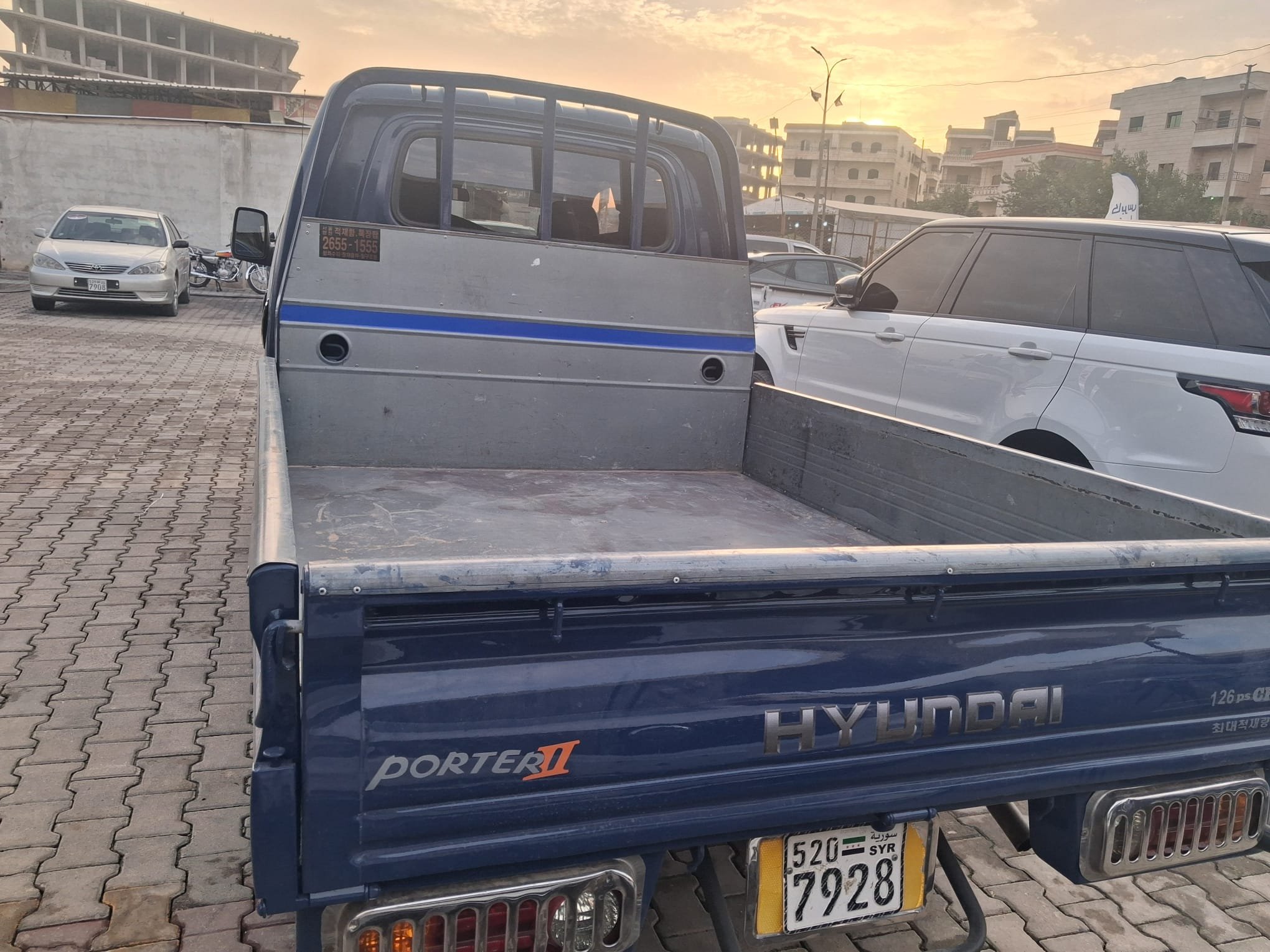 kilometrage car sale hyundai porter ii 2 crdi cargo truck used 2009 aleppo fo image