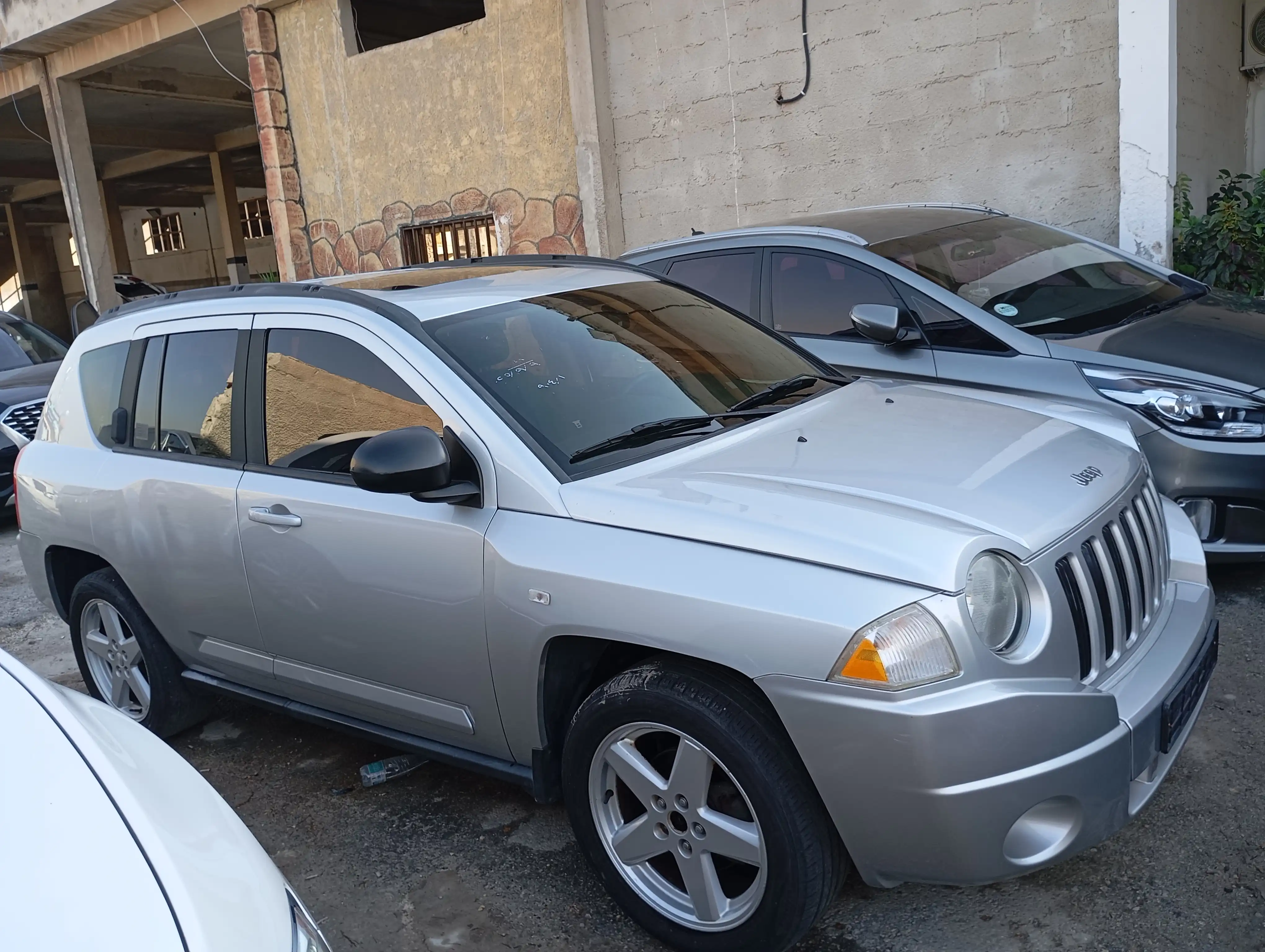 kilometrage car sale jeep grand cherokee standard suv used 2010 aleppo fy image