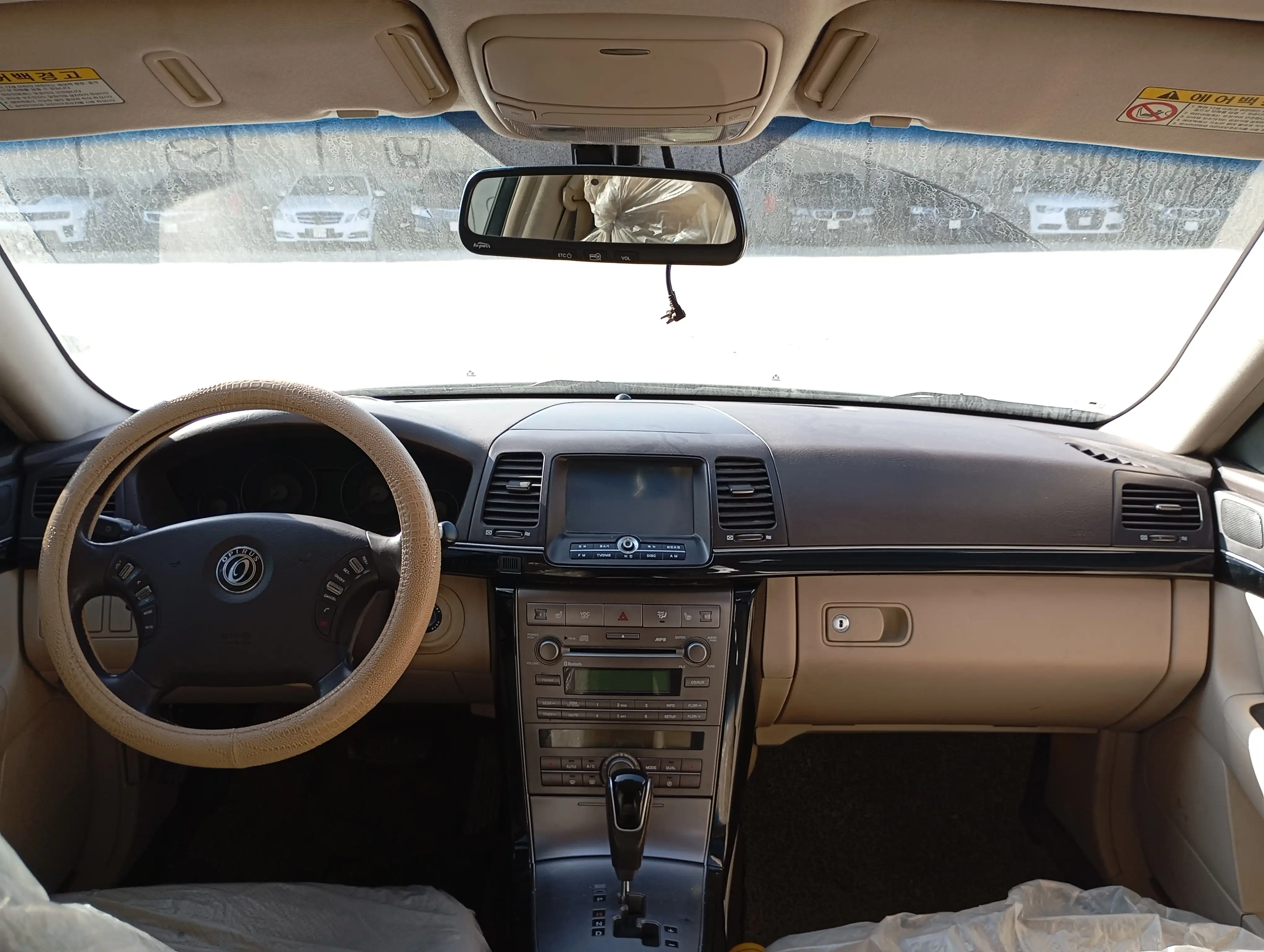 kilometrage car sale kia opirus 3 3l sedan used 2011 aleppo ph image