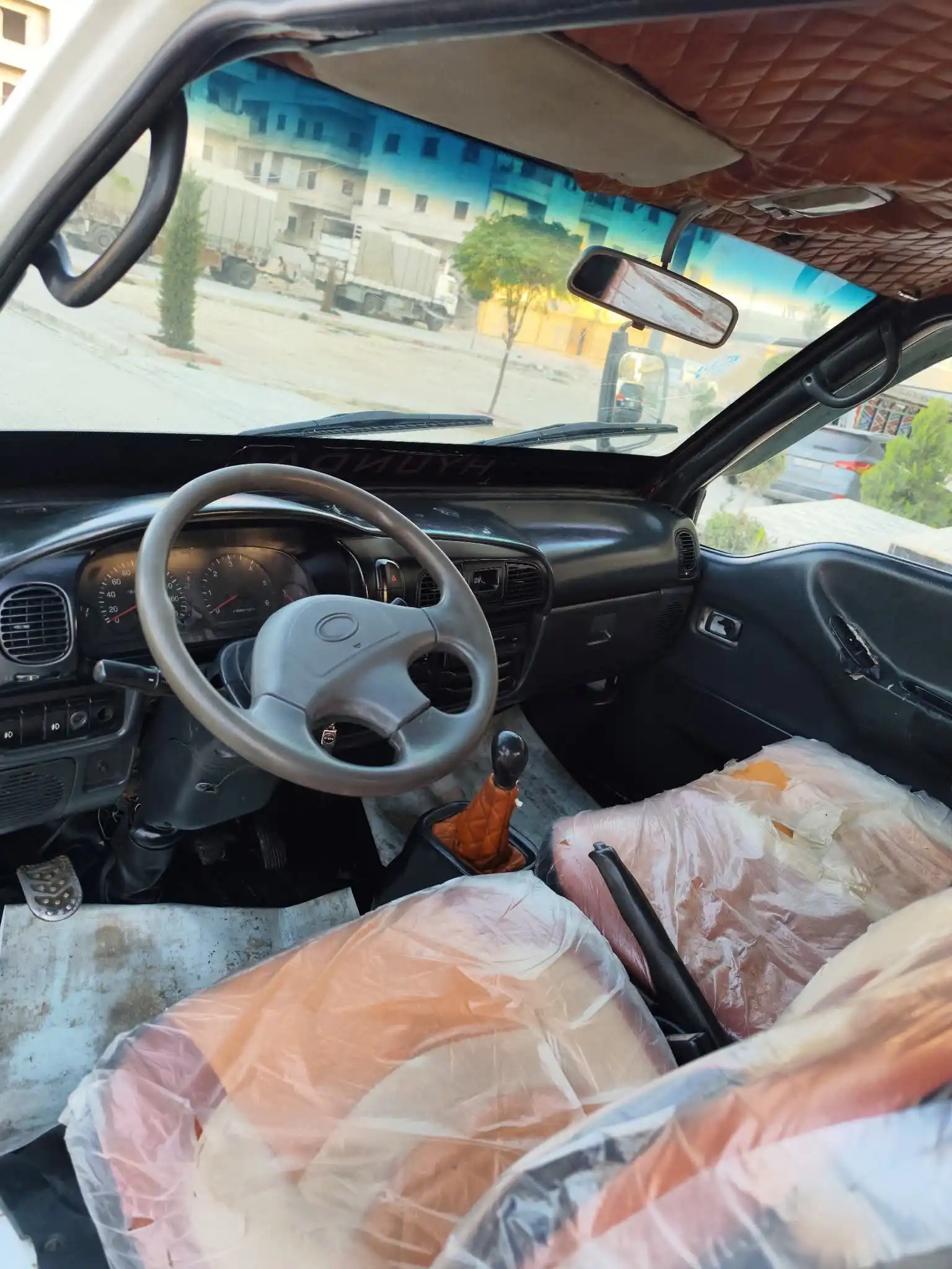 kilometrage car sale hyundai porter ii 2 standard cargo truck used 1998 aleppo kh image