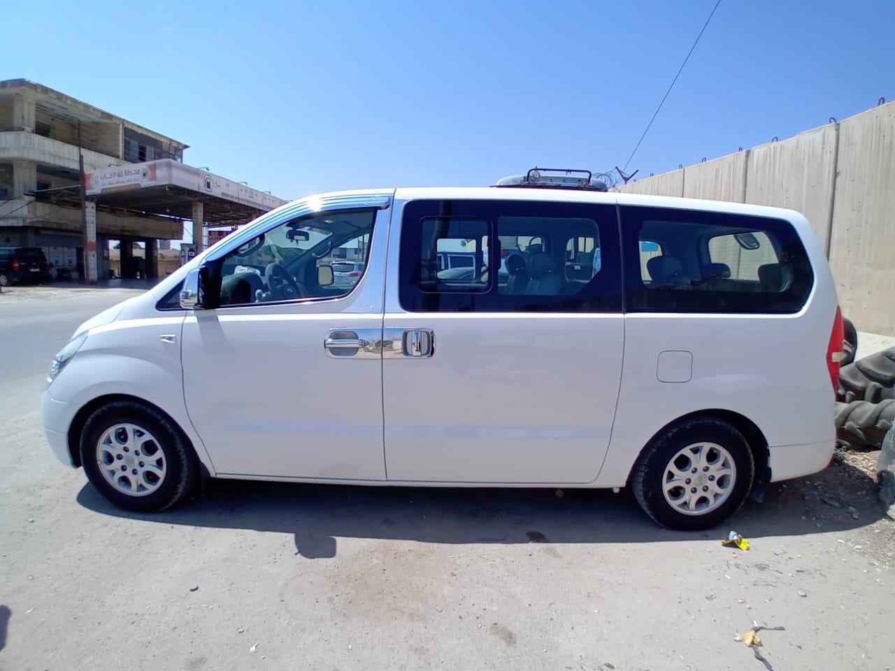 kilometrage car sale hyundai h1 standard used 2013 aleppo nl image