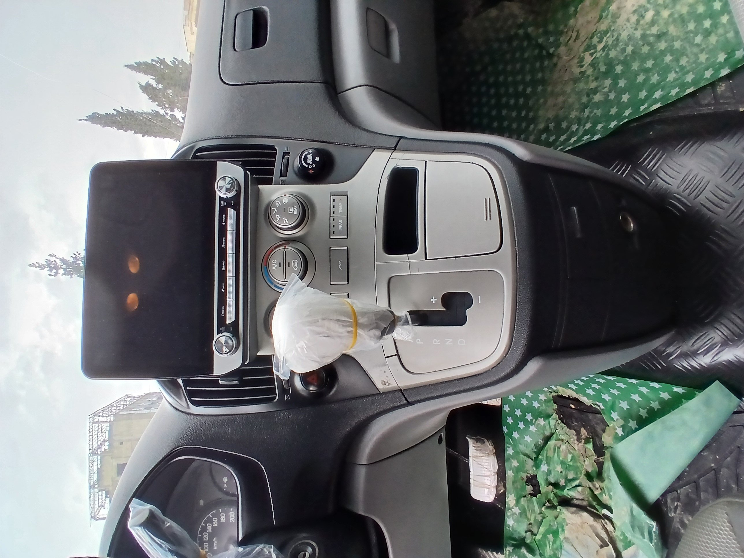 kilometrage car sale hyundai grand starex cvx van used 2011 aleppo cy image