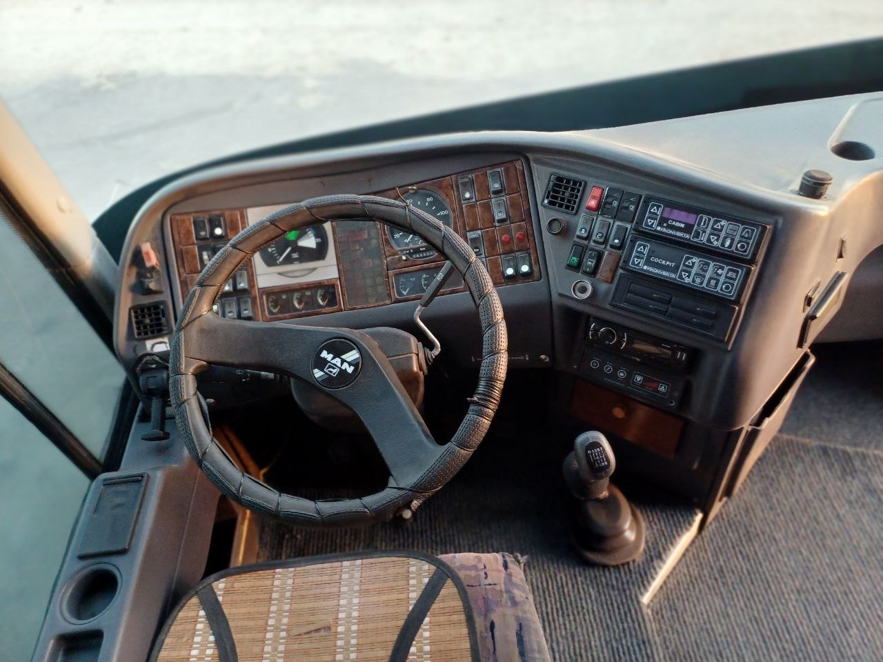 kilometrage truck man coach used 2002 aleppo jz image