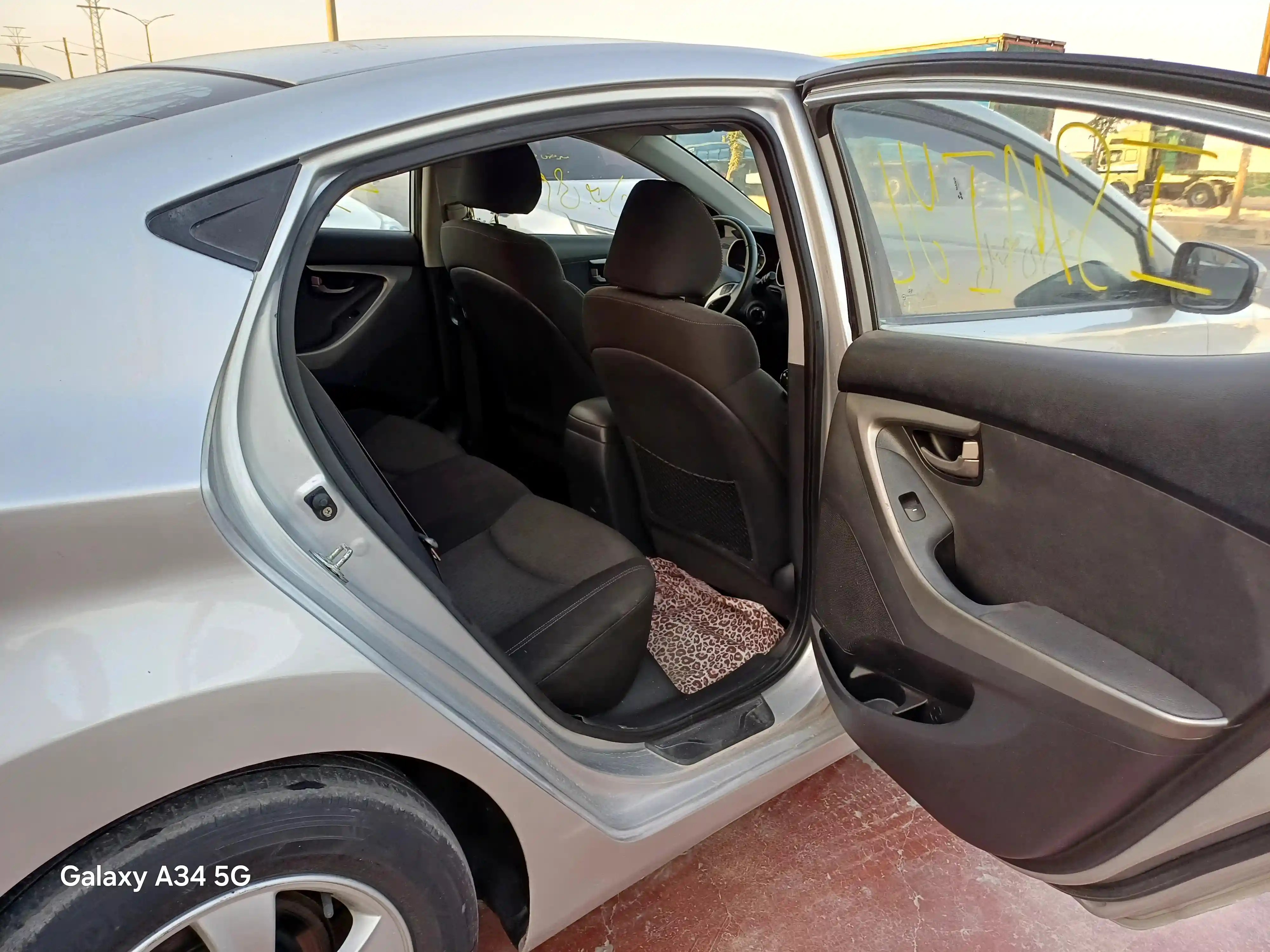 kilometrage car sale hyundai avante m16 gdi sedan used 2011 aleppo zv image
