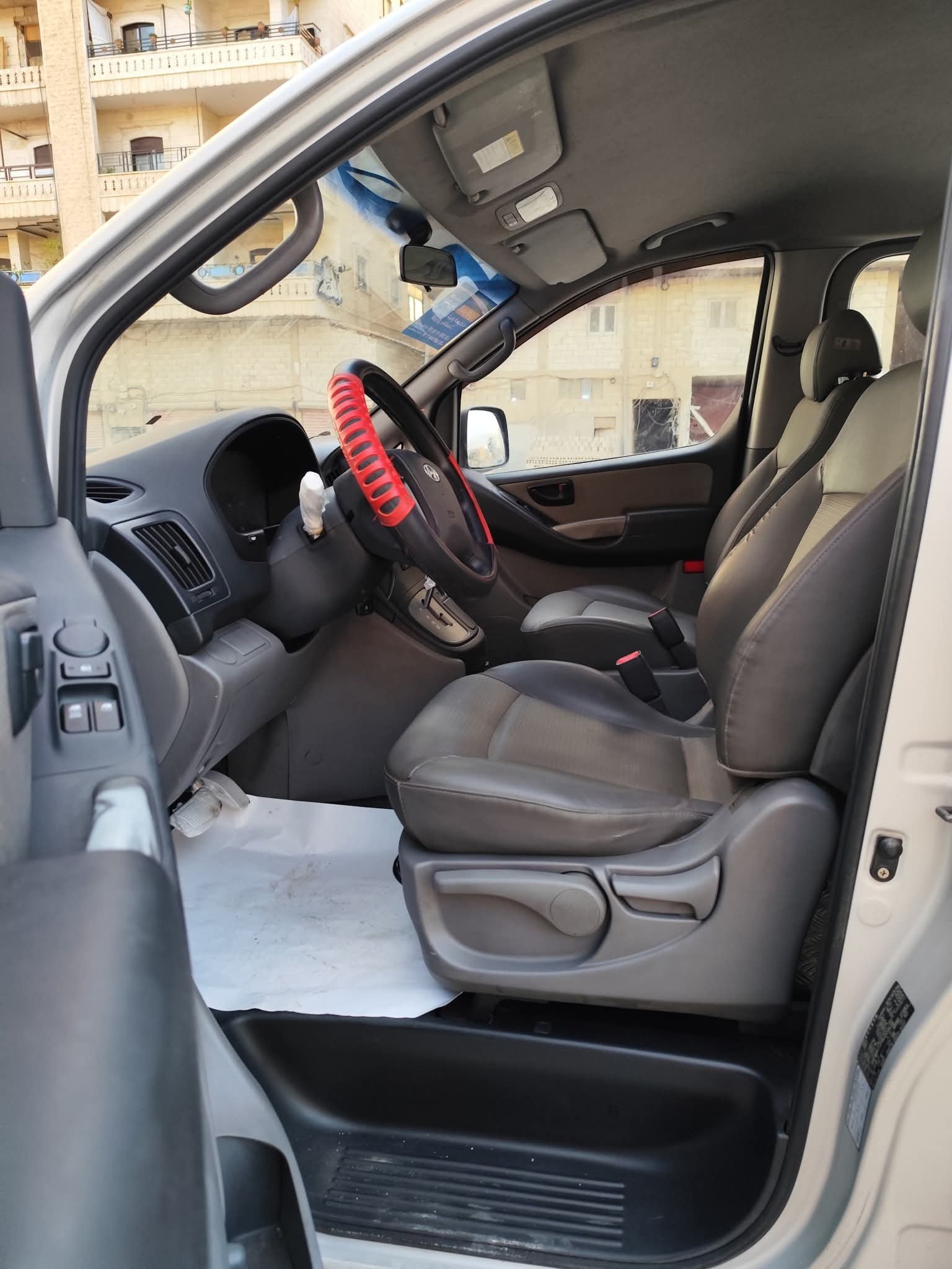 kilometrage car sale hyundai grand starex cvx van used 2008 aleppo yw image
