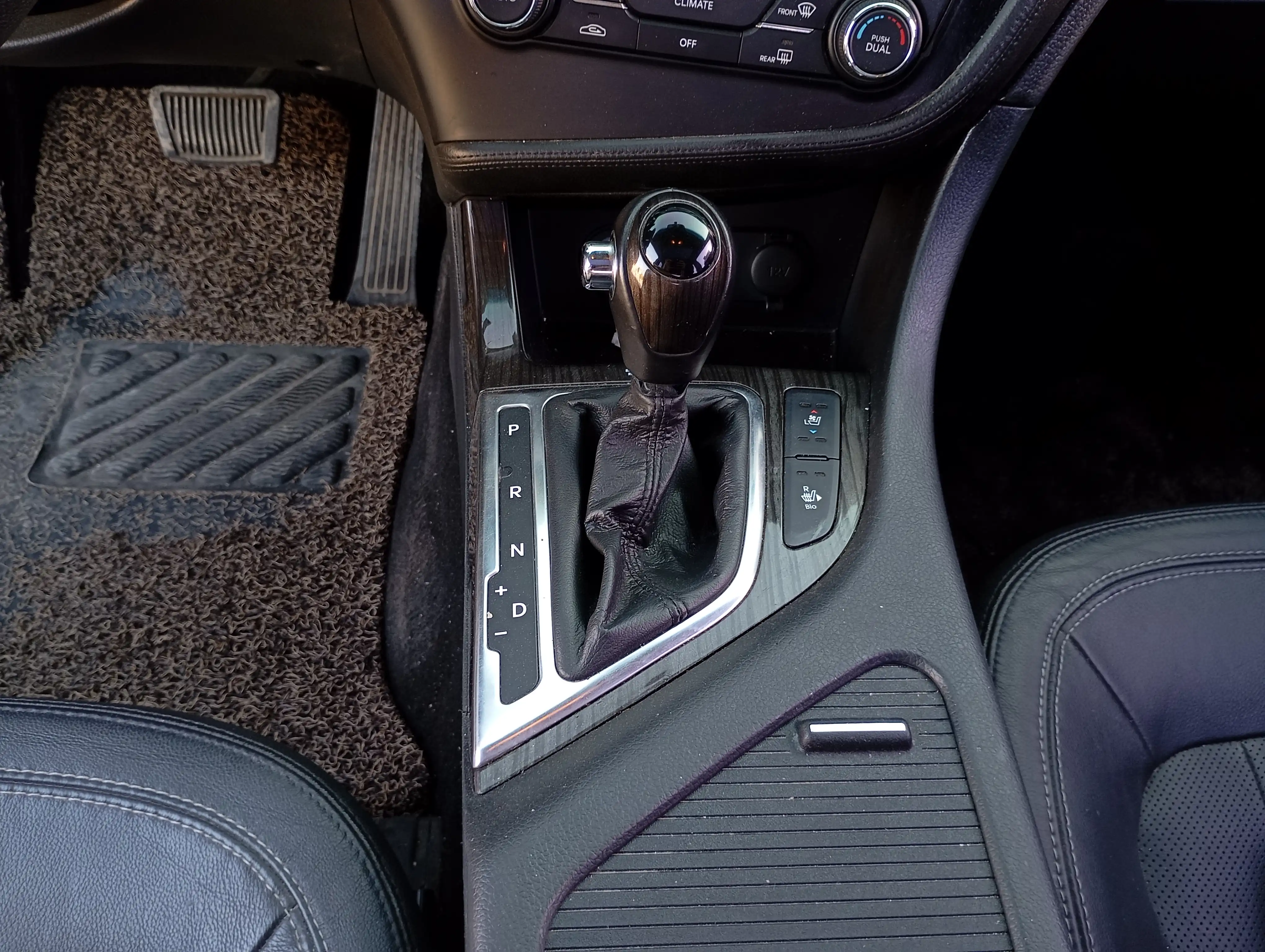 kilometrage car sale kia k5 standard sedan used 2012 aleppo ly image