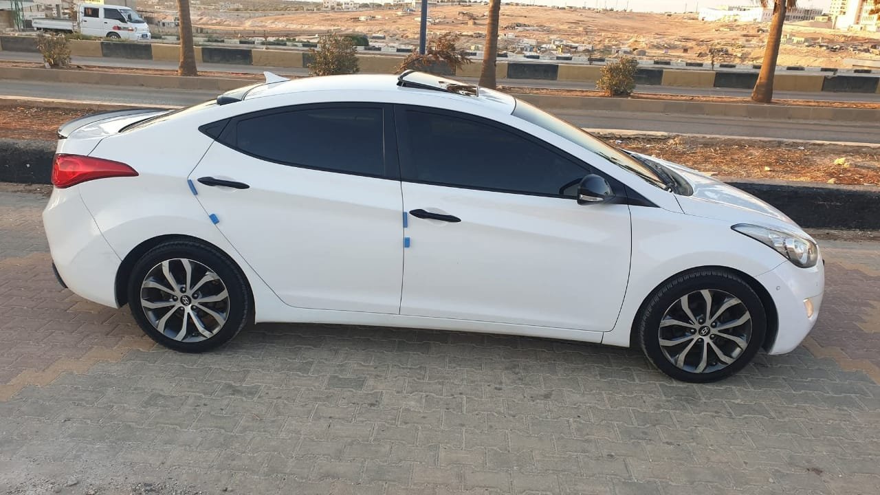 kilometrage car sale hyundai elantra standard sedan used 2013 aleppo wi image