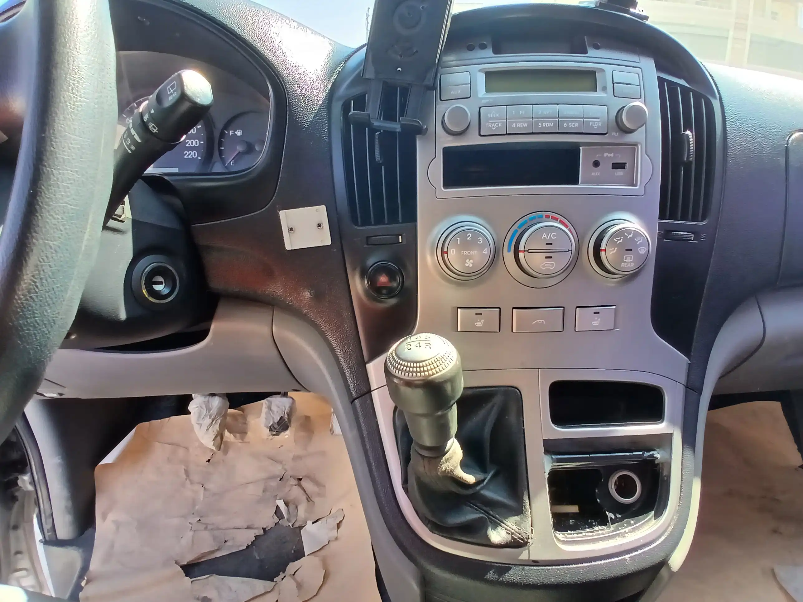 kilometrage car sale hyundai grand starex cvx van used 2011 aleppo yp image