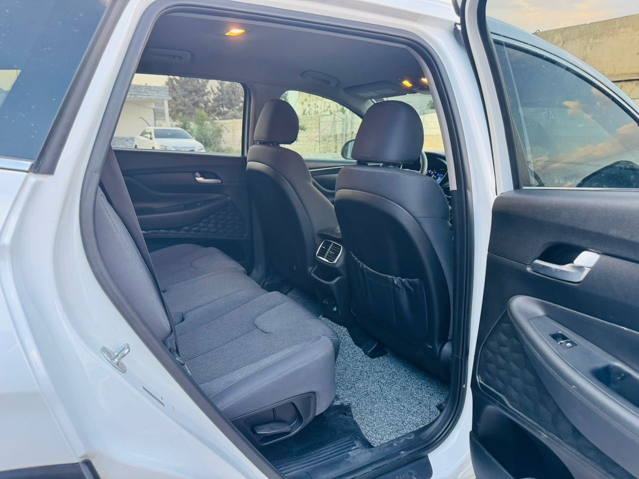 kilometrage car sale hyundai santa fe evgt suv used 2019 aleppo pv image