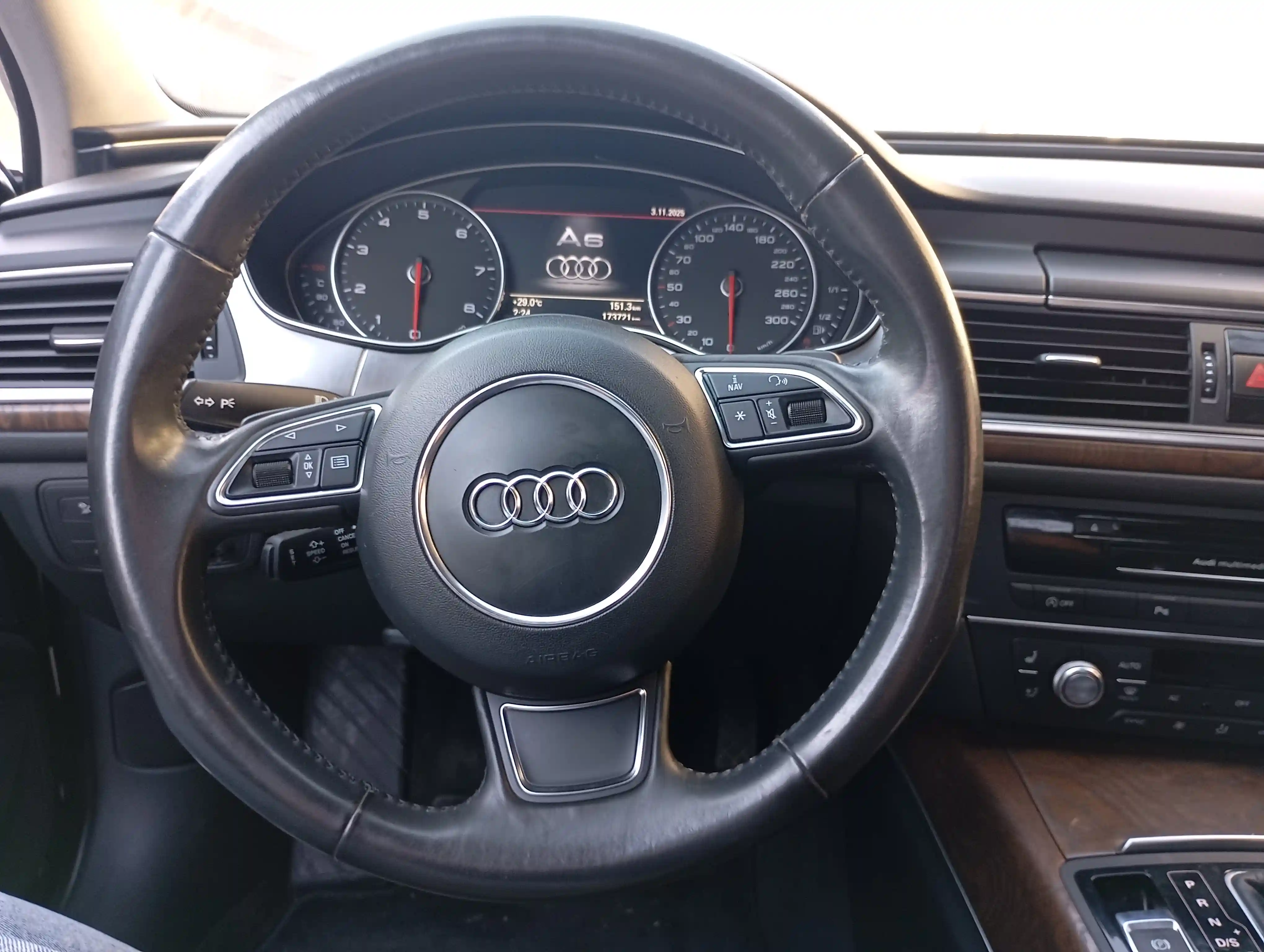 kilometrage car sale audi sedan used 2012 aleppo ai image