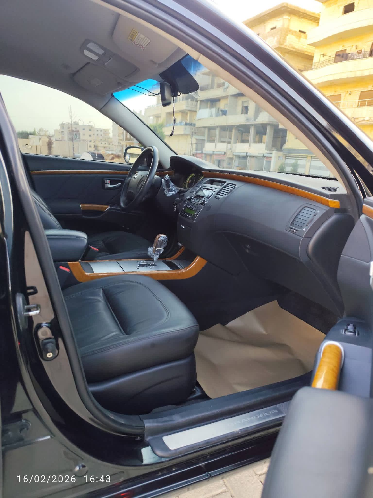 kilometrage car sale hyundai grandeur q270 sedan used 2007 aleppo vy image