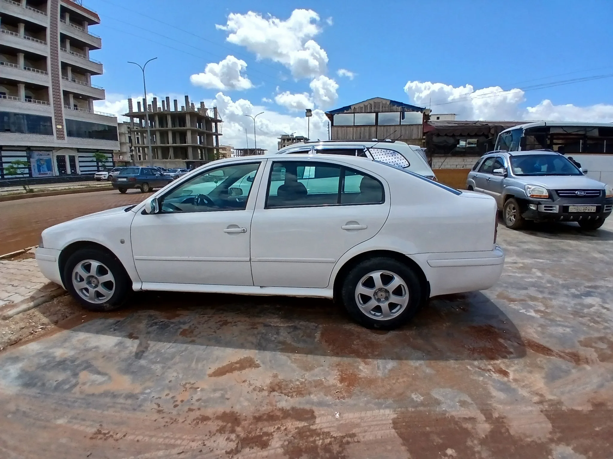 kilometrage car sale skoda octavia classic sedan used 2006 aleppo jj image