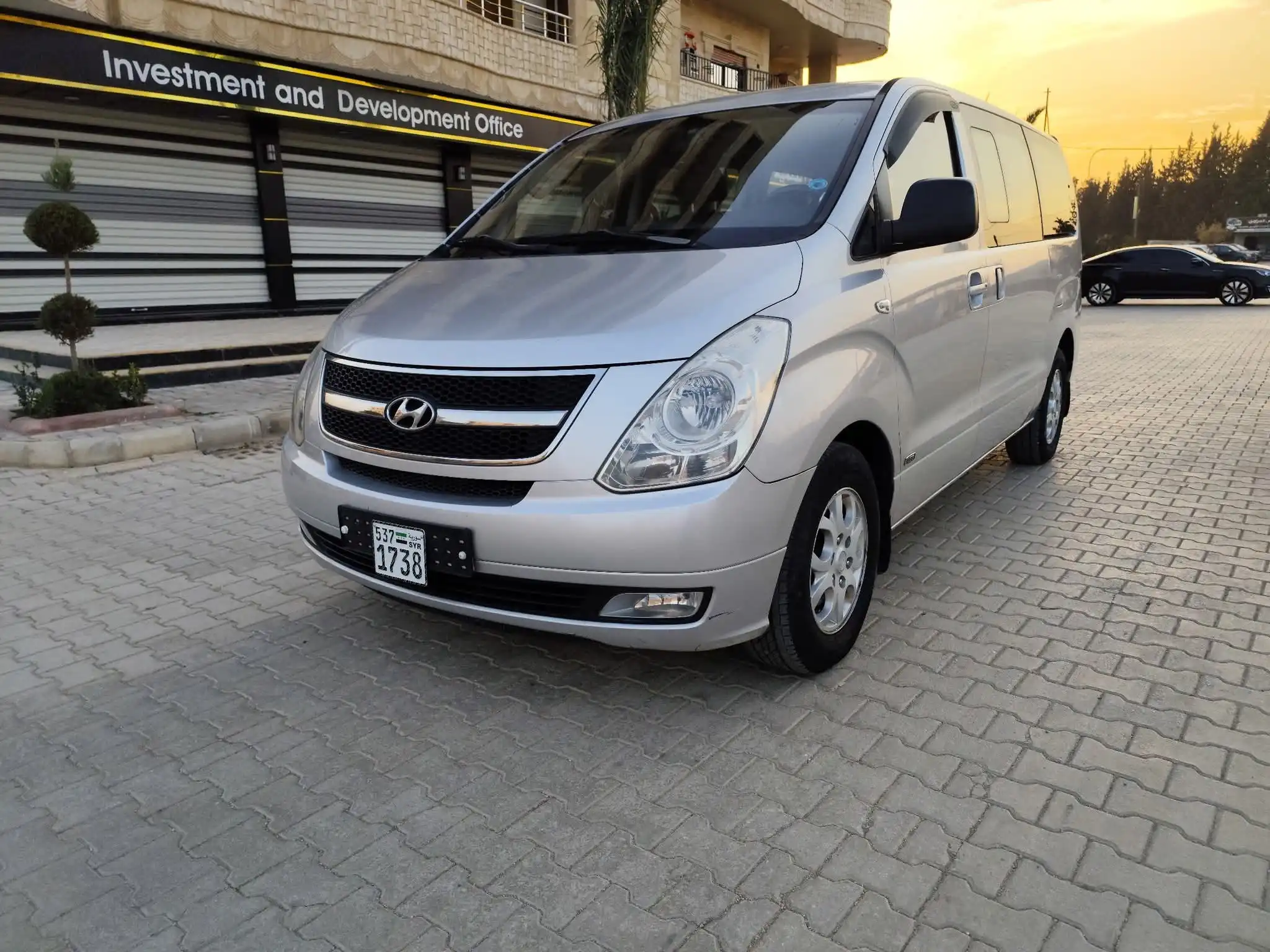 kilometrage car sale hyundai grand starex cvx van used 2008 aleppo wi card image