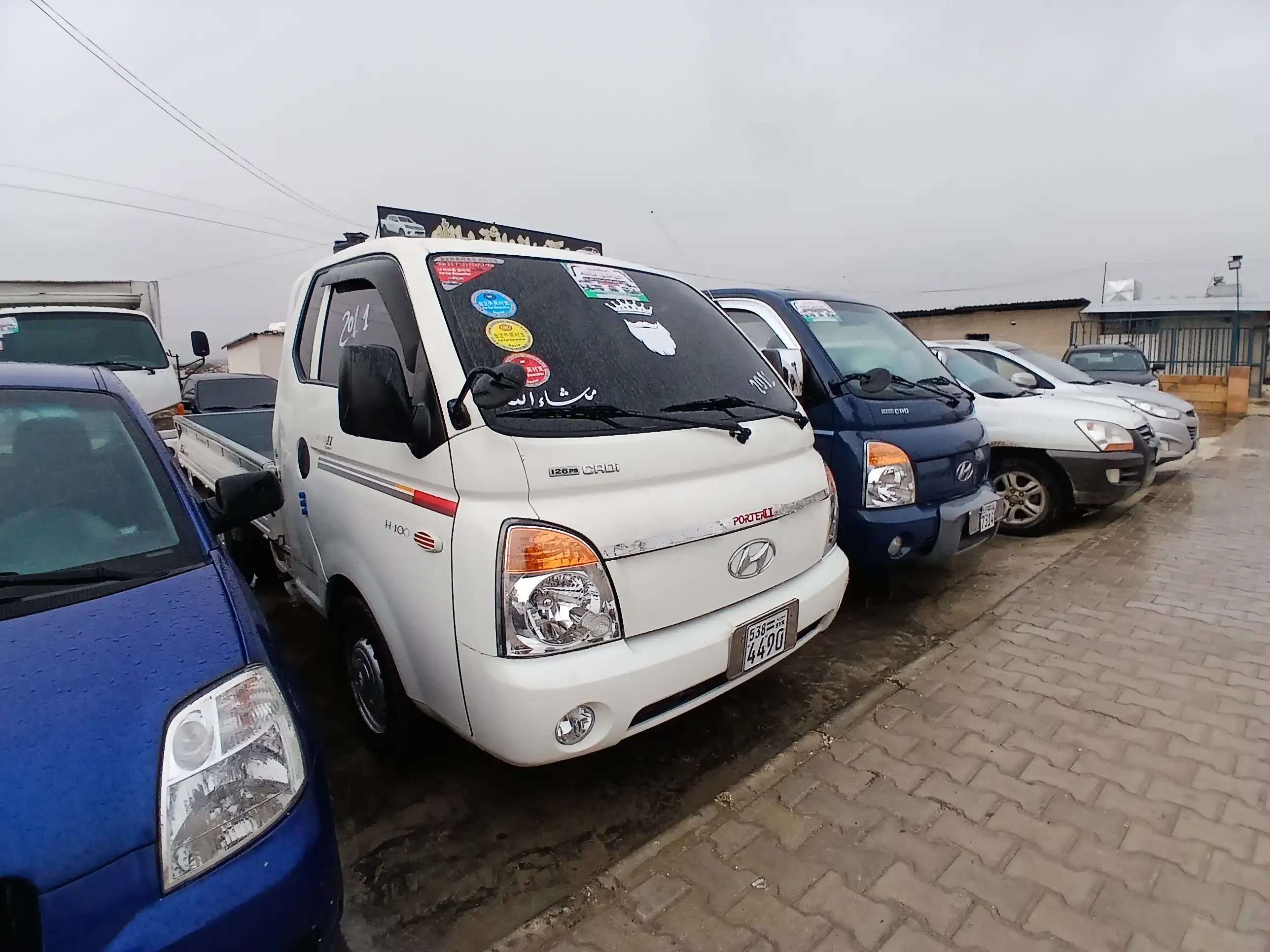 kilometrage car sale hyundai porter ii 2 crdi cargo truck used 2011 aleppo xv image