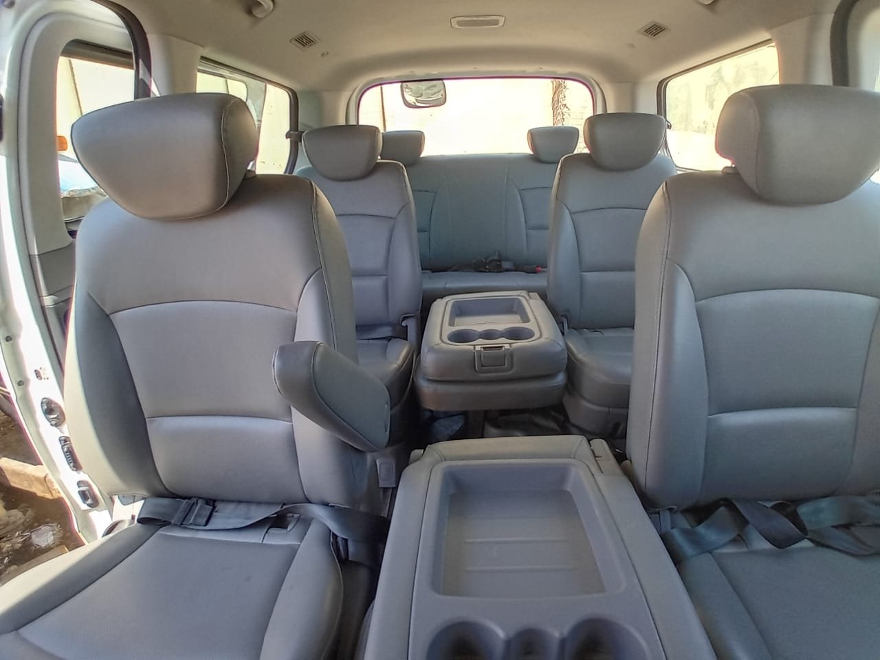 kilometrage car sale hyundai h1 standard used 2013 aleppo nl image