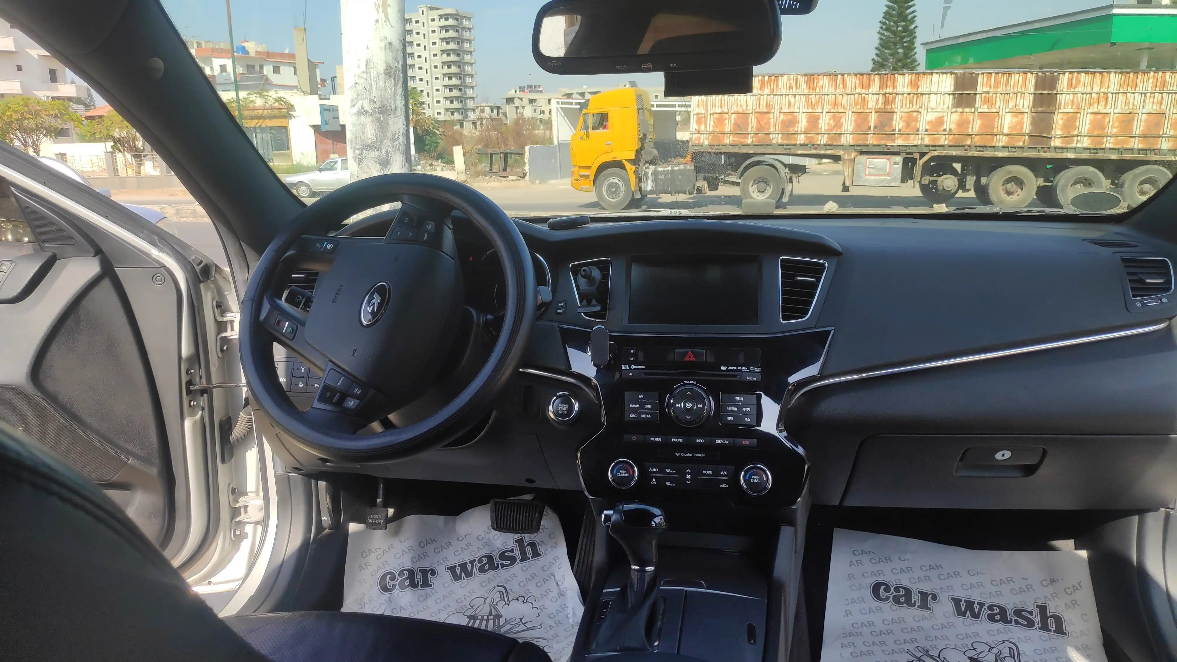 kilometrage car sale kia k7 standard sedan used 2011 tartus zr image