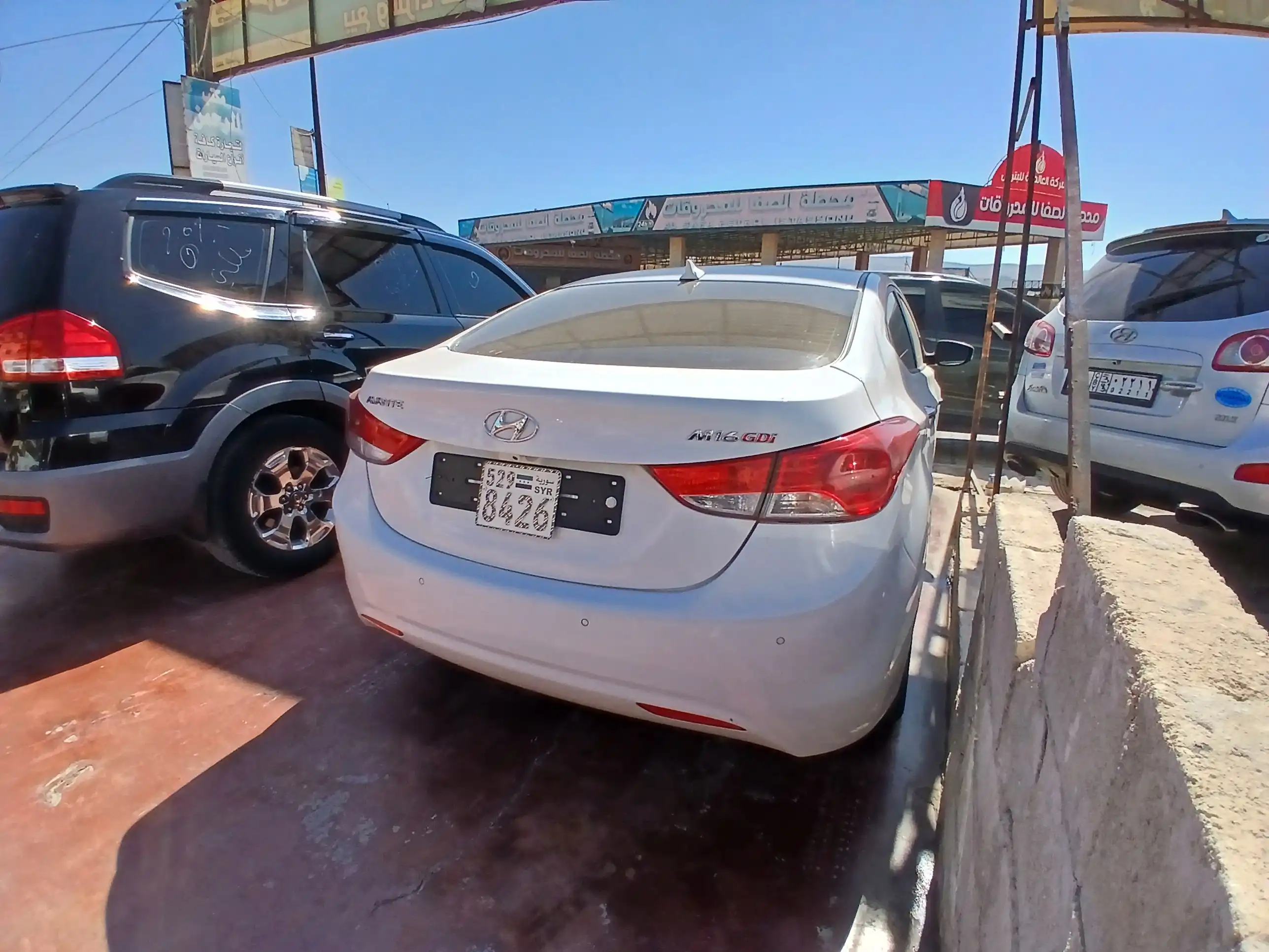 kilometrage car sale hyundai avante m16 gdi sedan used 2011 aleppo lq image