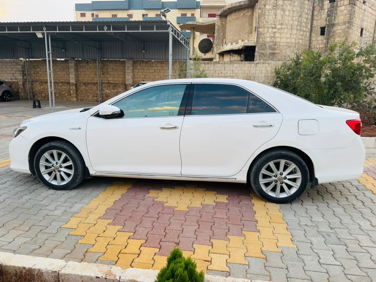 kilometrage car sale toyota corolla hybrid sedan used 2013 aleppo cl image