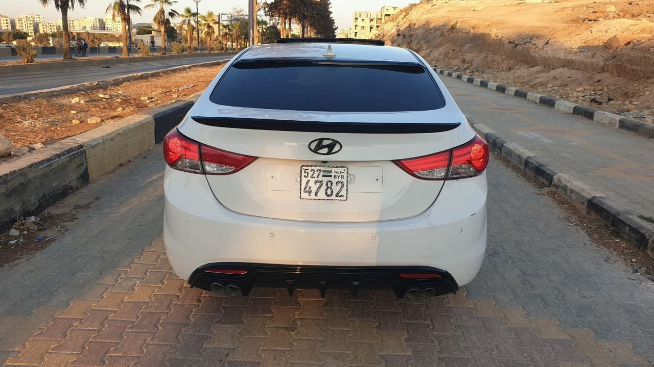 kilometrage car sale hyundai elantra standard sedan used 2013 aleppo wi image