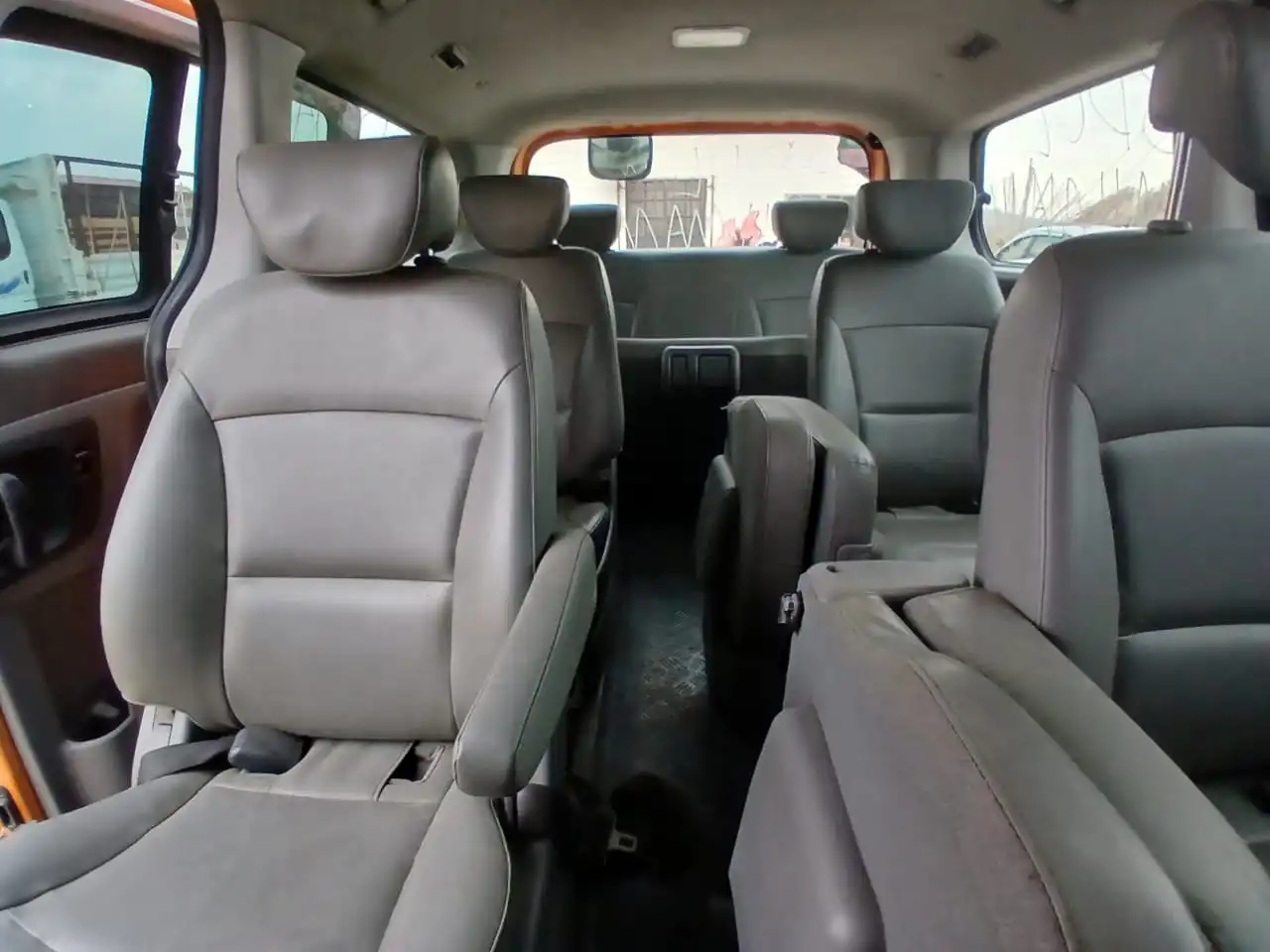 kilometrage car sale hyundai grand starex cvx van used 2014 aleppo ks image